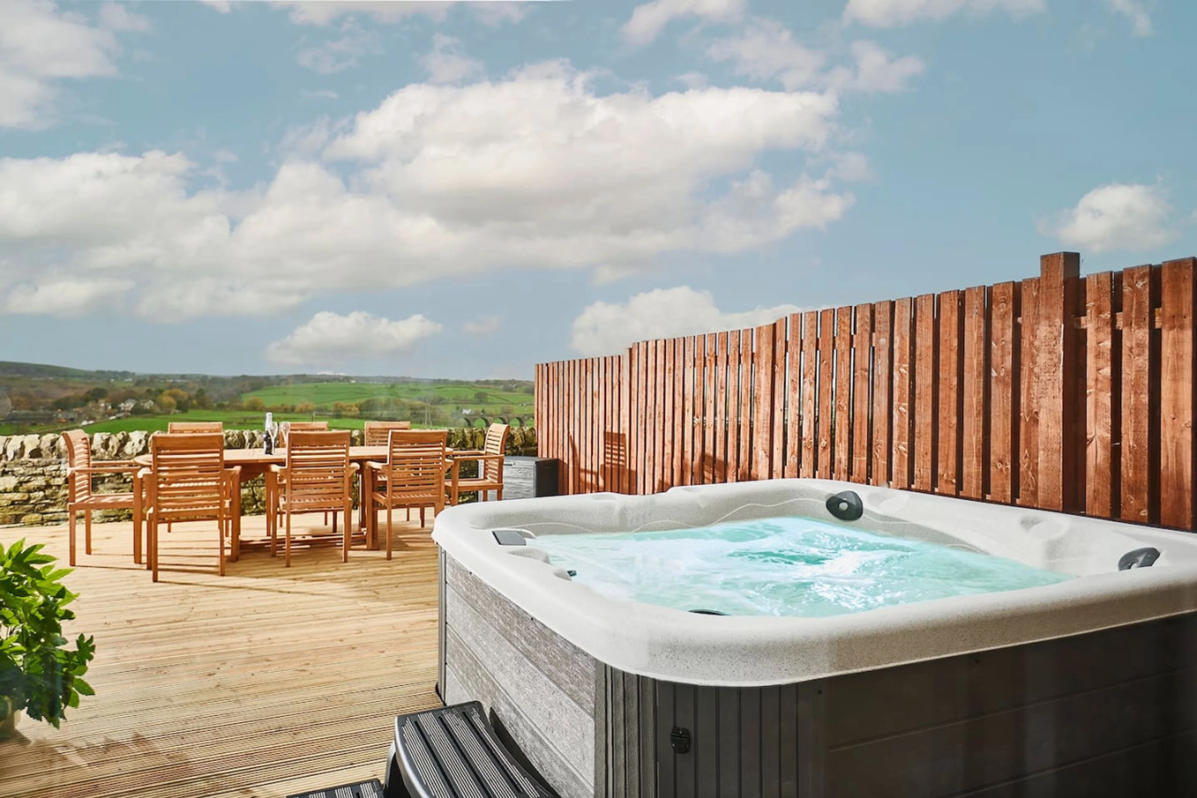Church Meadows Nr. Haworth | Hot Tub + Views | Cinema - View 5