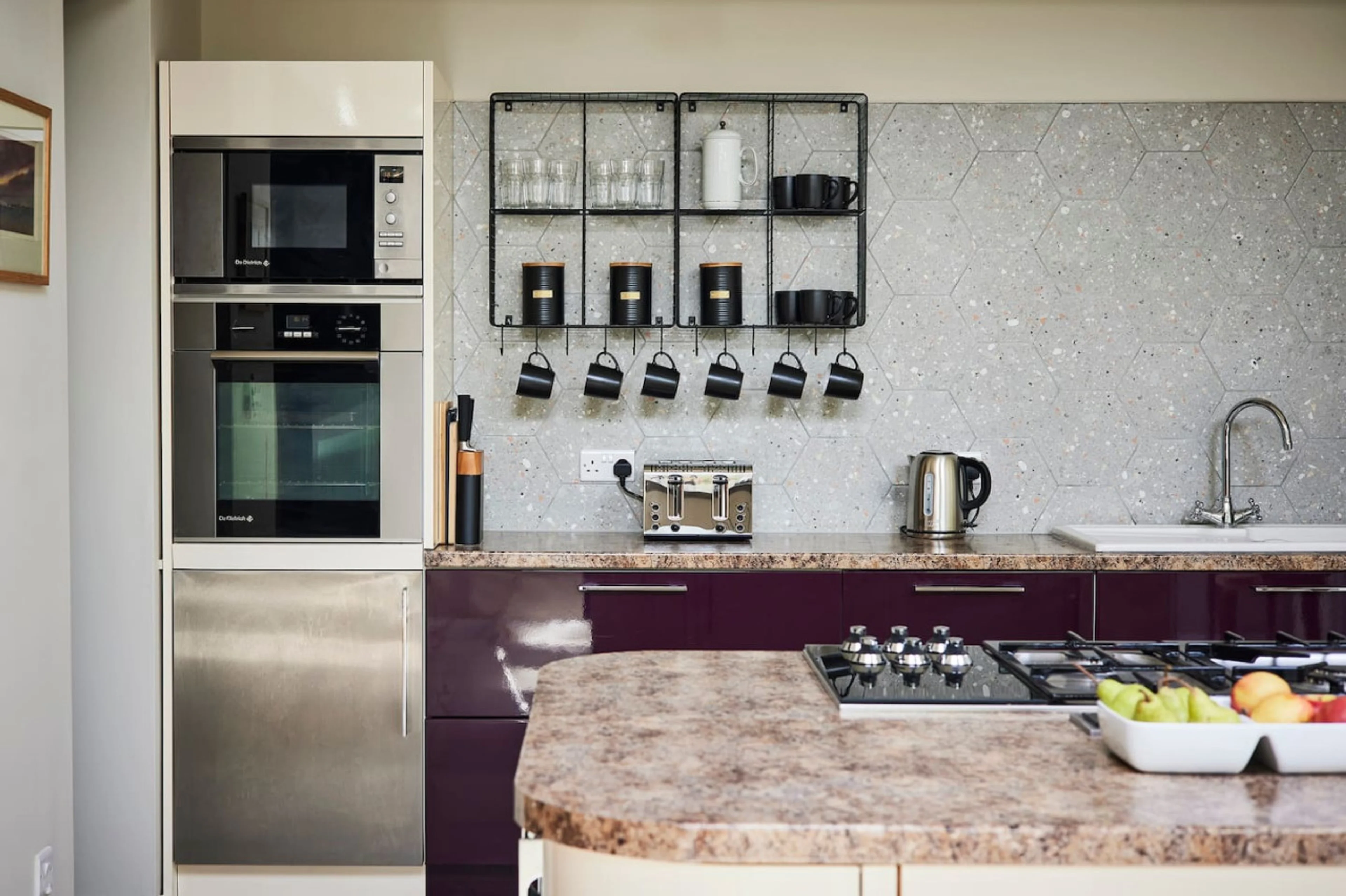 Cinder Croft | 5min →Old Town | Arcade Games | 2 Cars | Pets OK - View 3