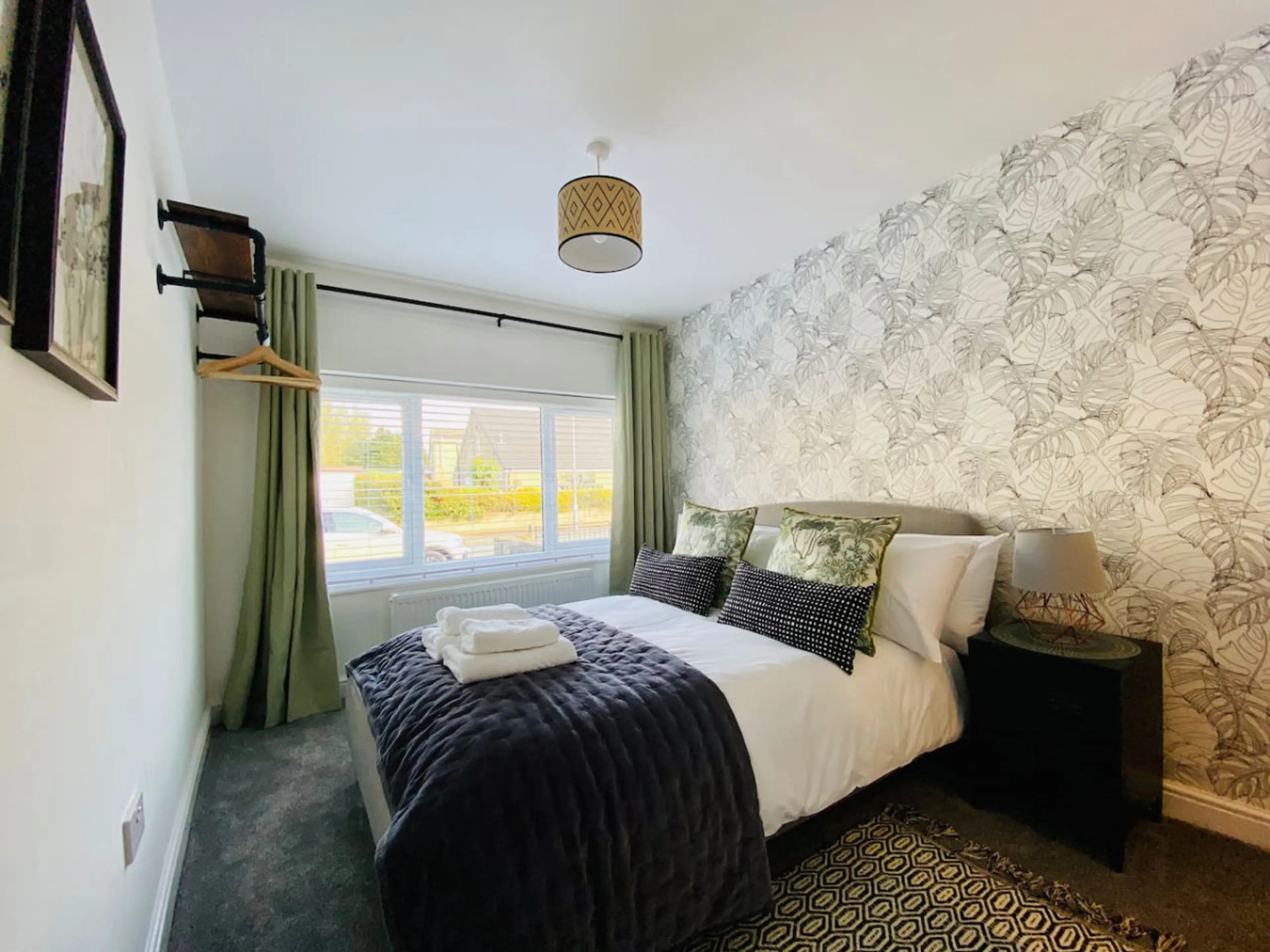 Birch Wood Lodge G/Floor Bed+Bath | EV Charger - Image 10