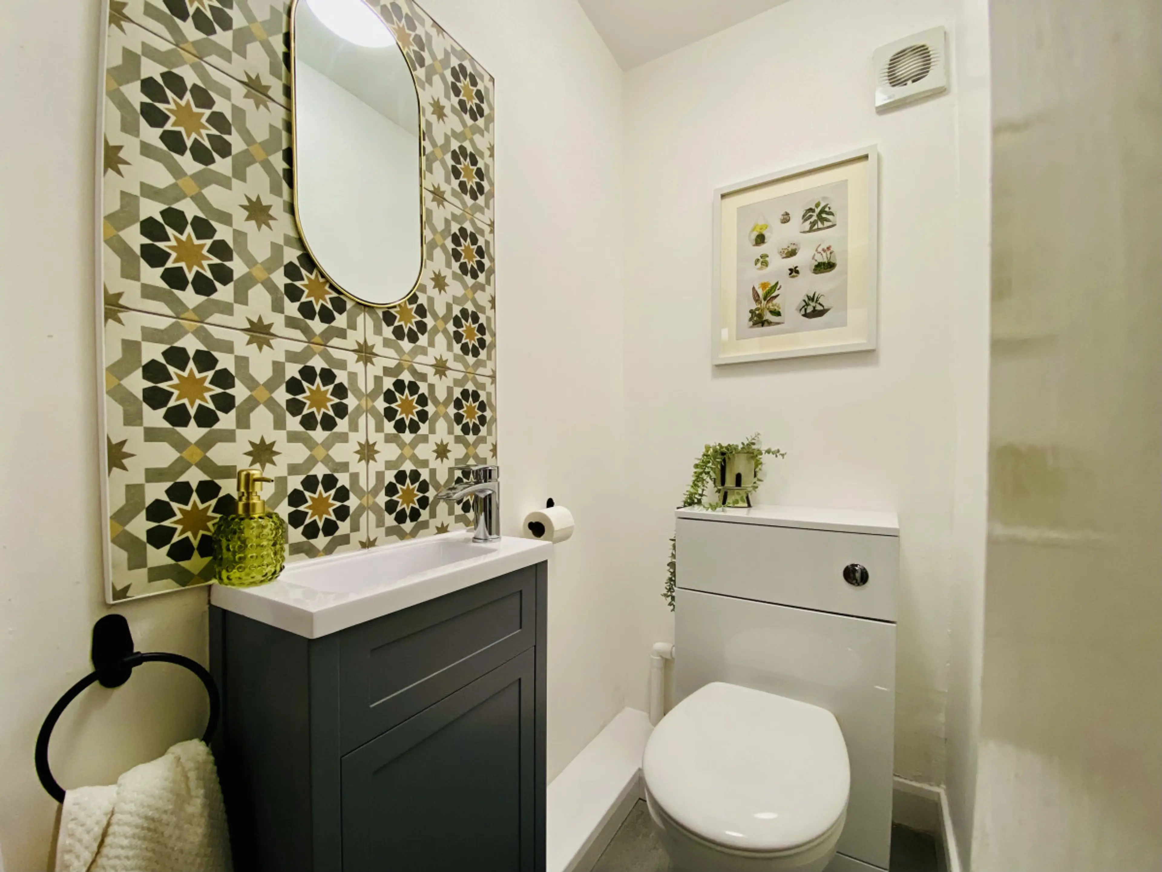 Birch Wood Lodge G/Floor Bed+Bath | EV Charger - Image 9