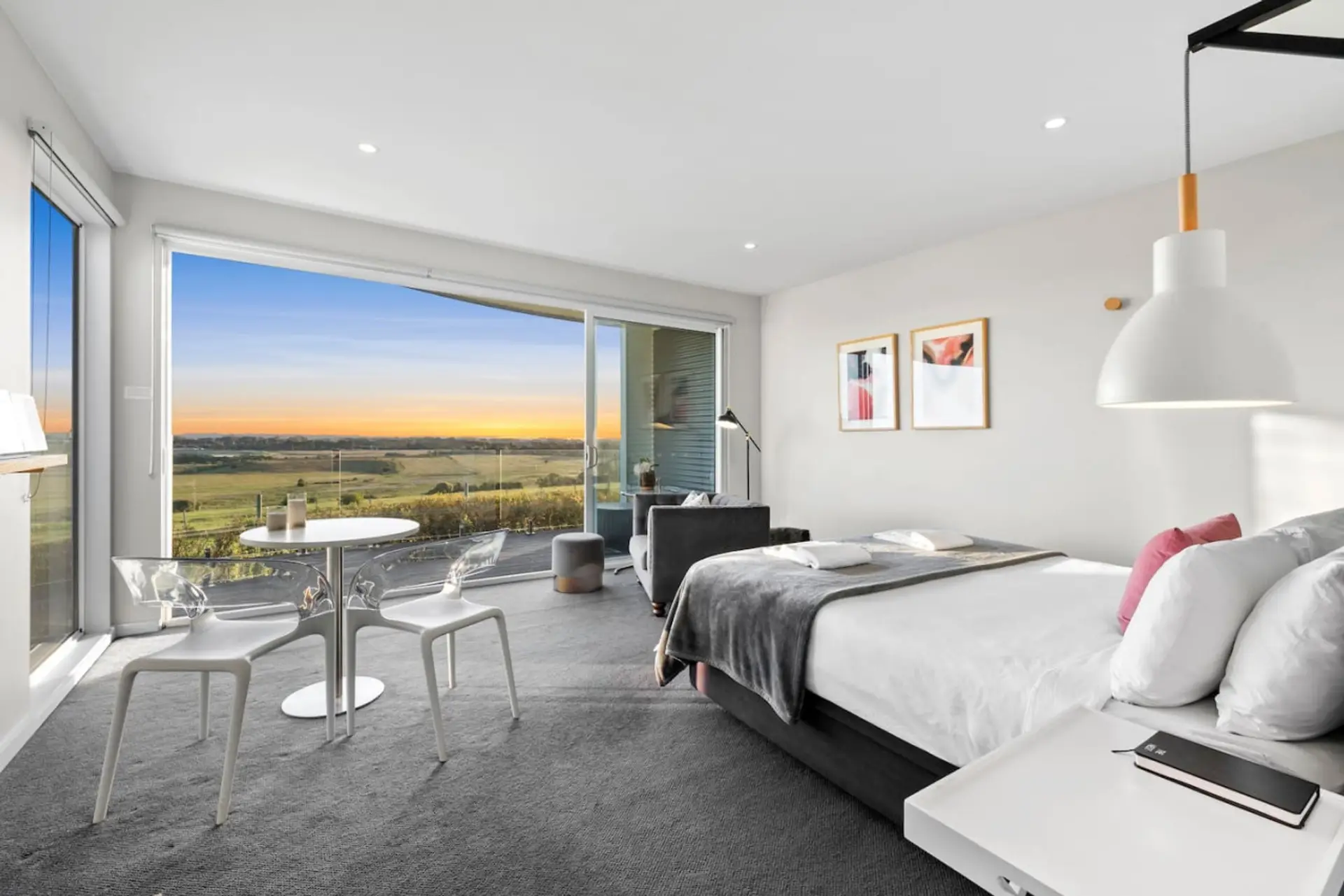 🛏️ Luxurious spa bedroom with panoramic views and private seating