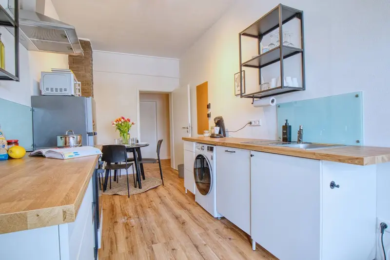Zentrale Familienwohnung · Rheinstraße · Wohnung 1