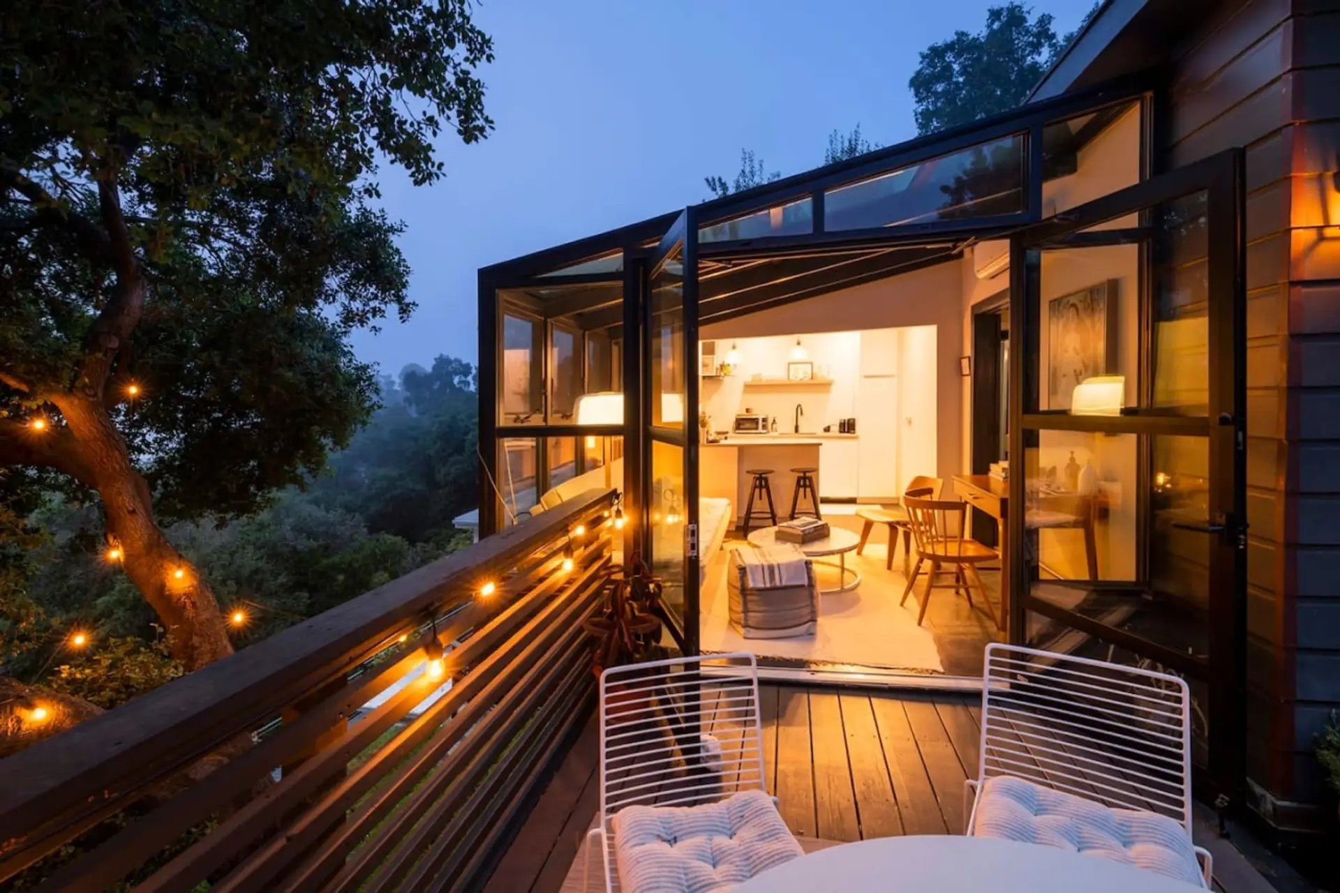 Enjoy a calm and inviting patio, ideal for morning coffee or evening relaxation.