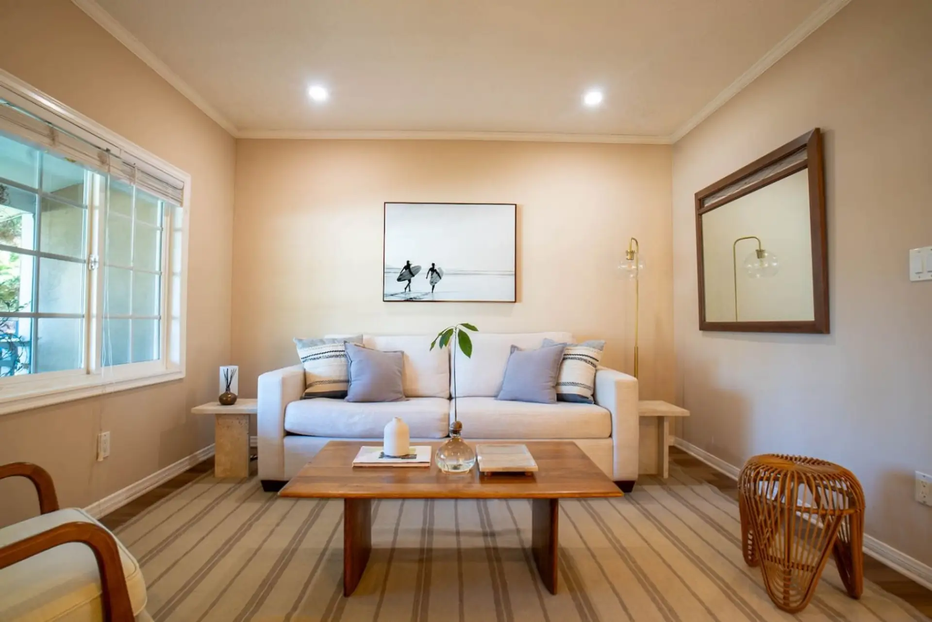 A bright, relaxing space to unwind, with room for extra guests on the sofa bed
