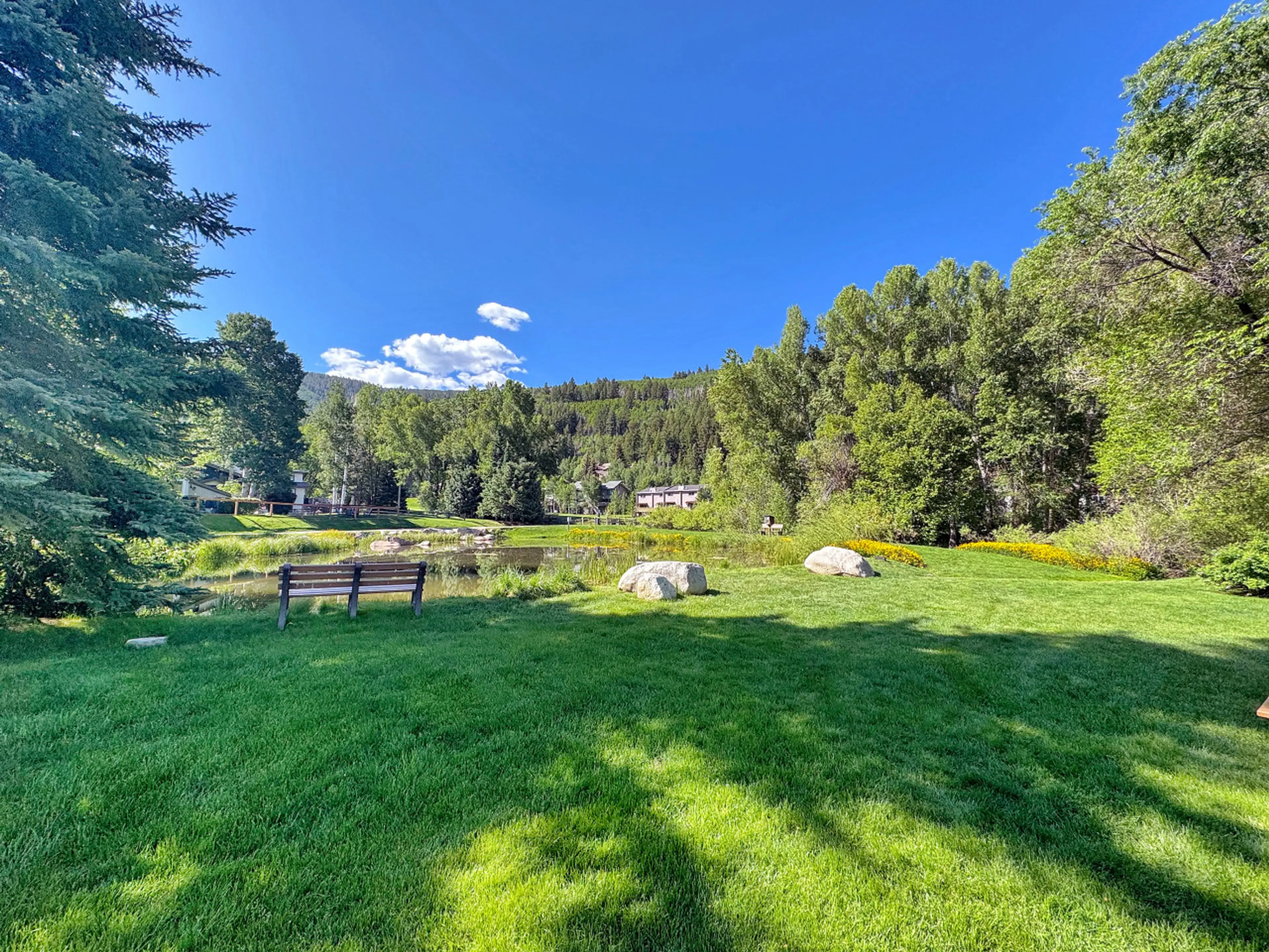 Eagle Vail Ponds and Walking Trails