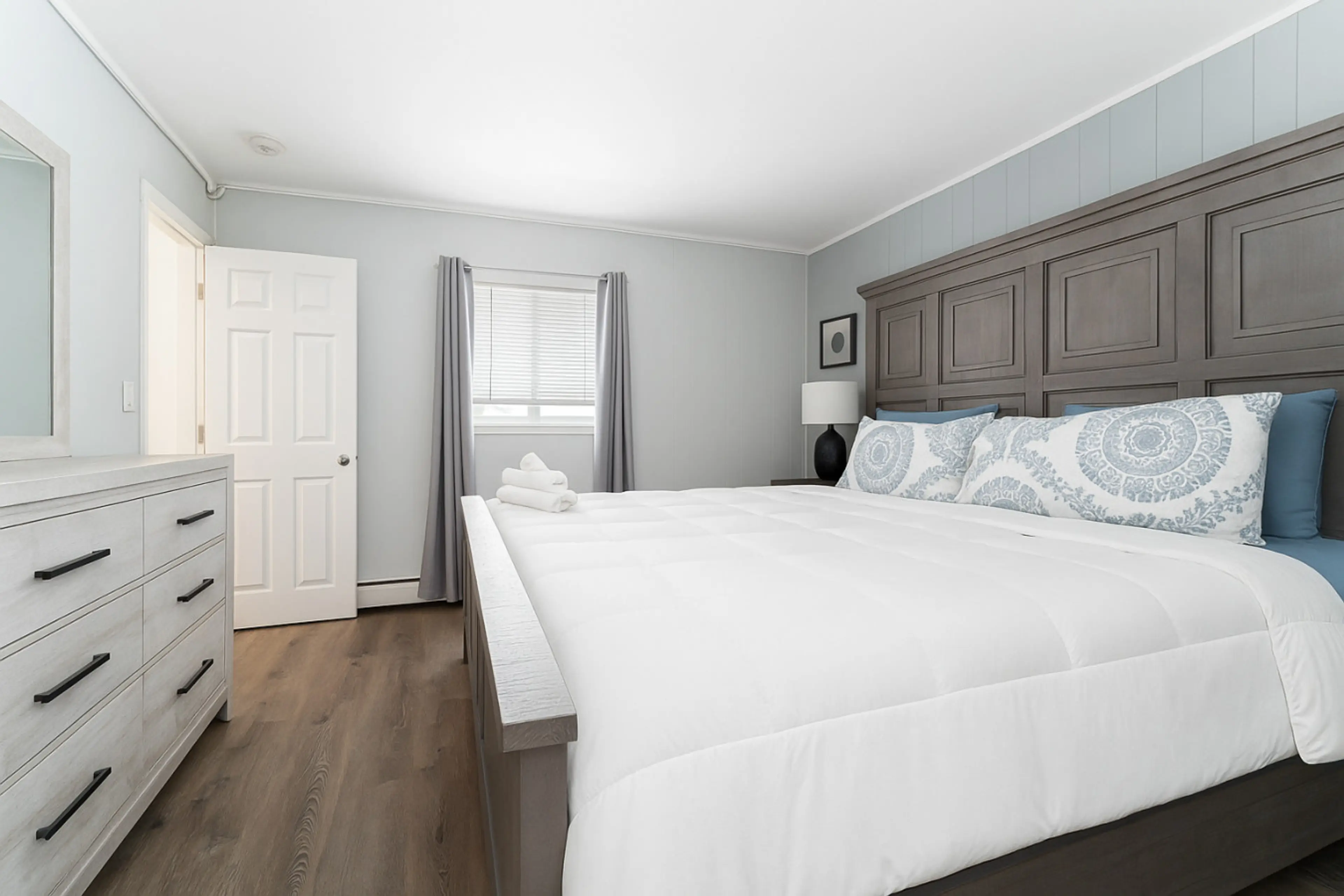 King Bedroom