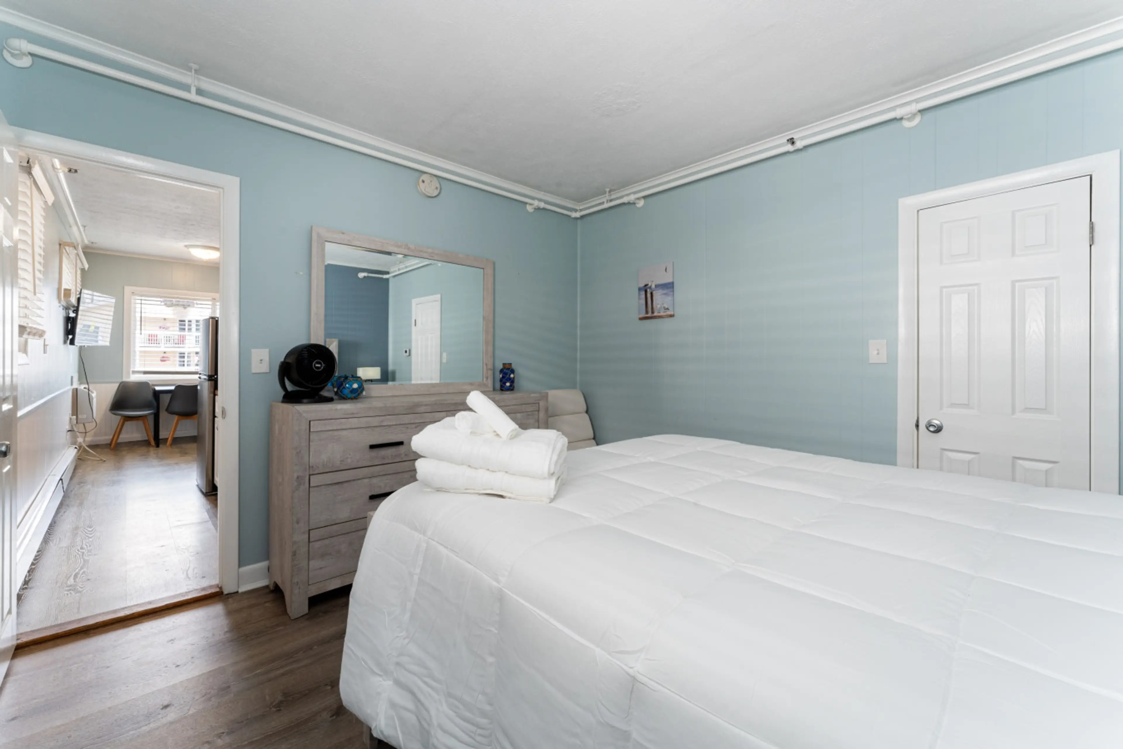 Bedroom (461)