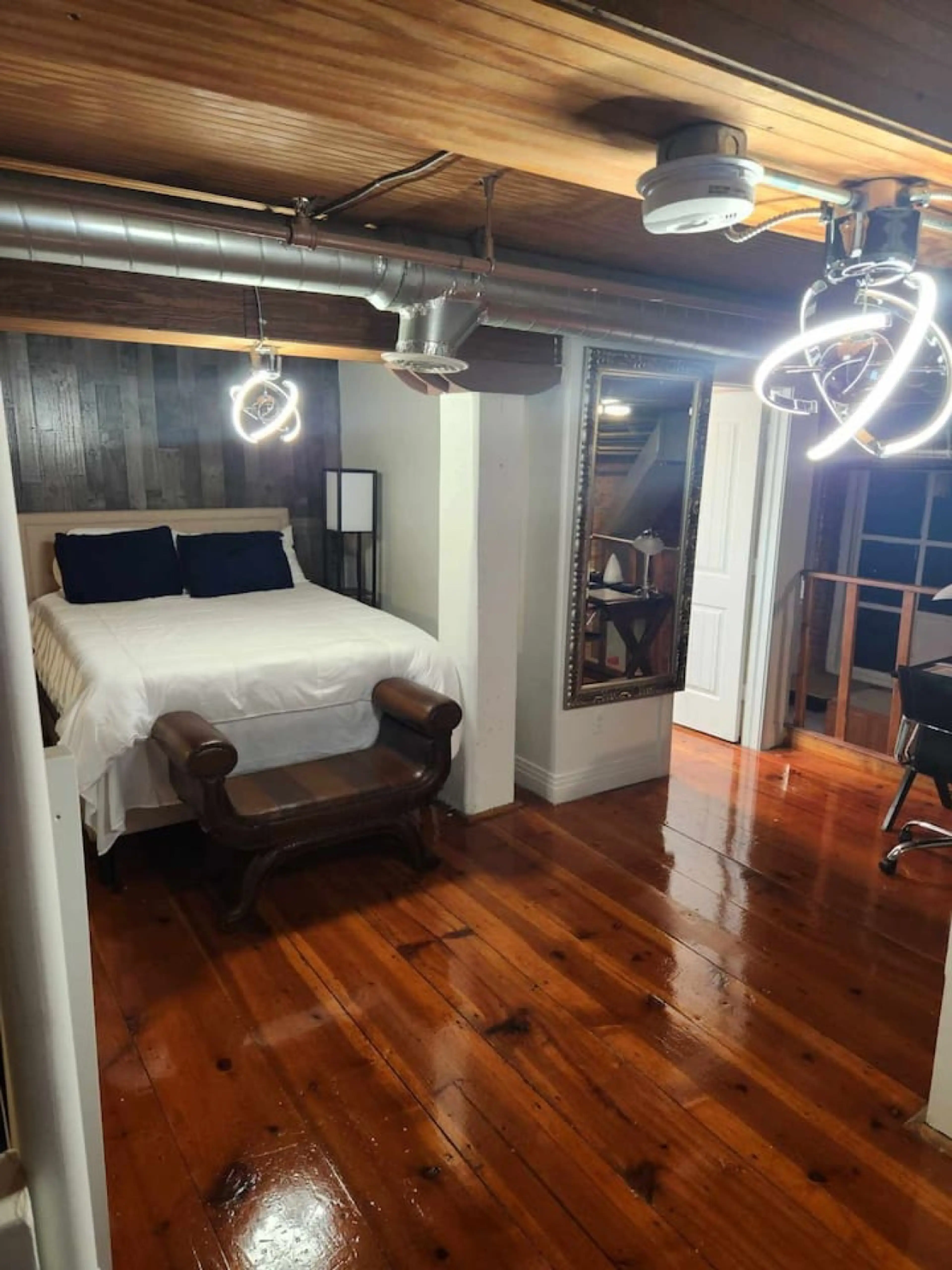 Queen Bed