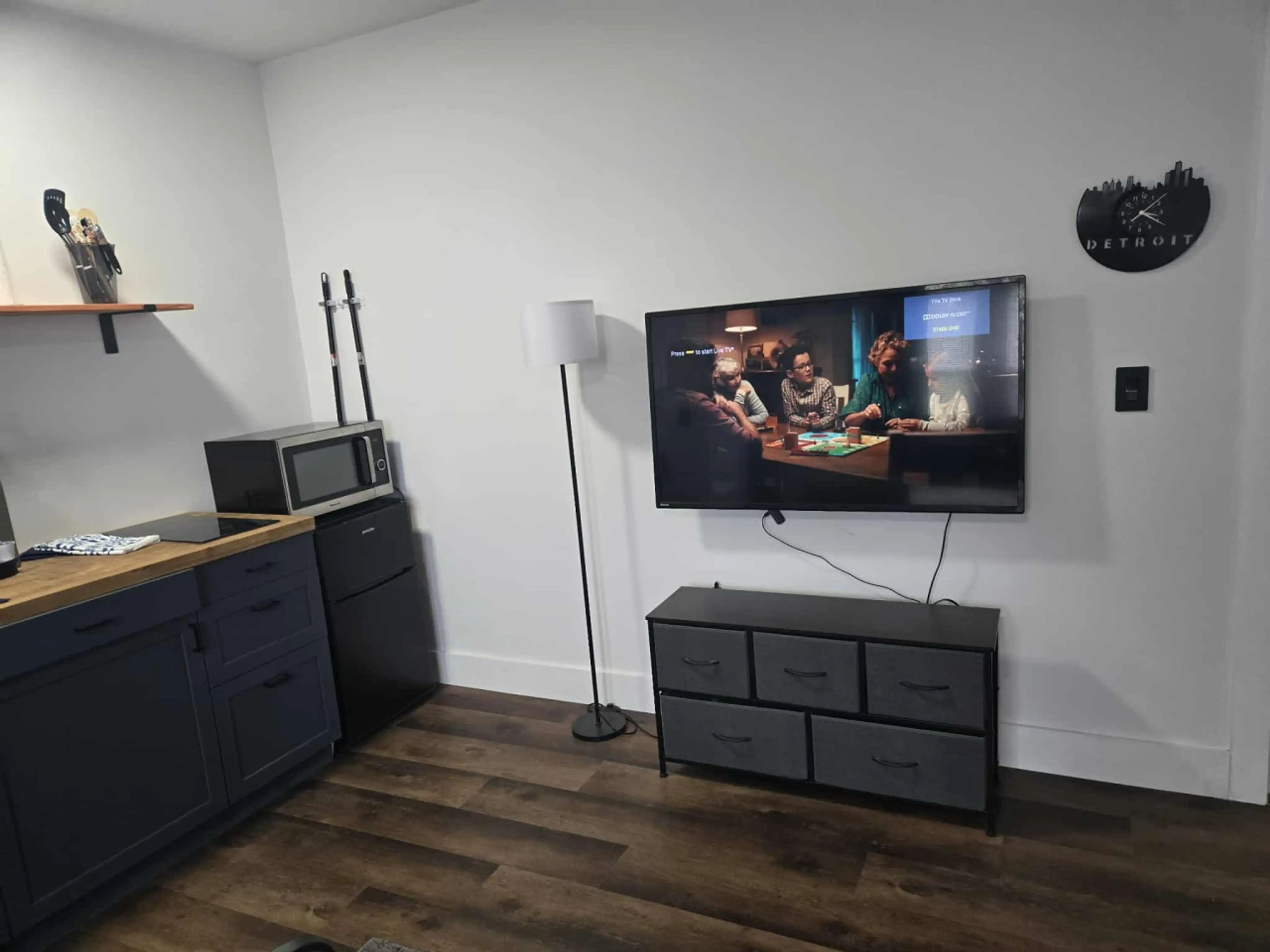 TV