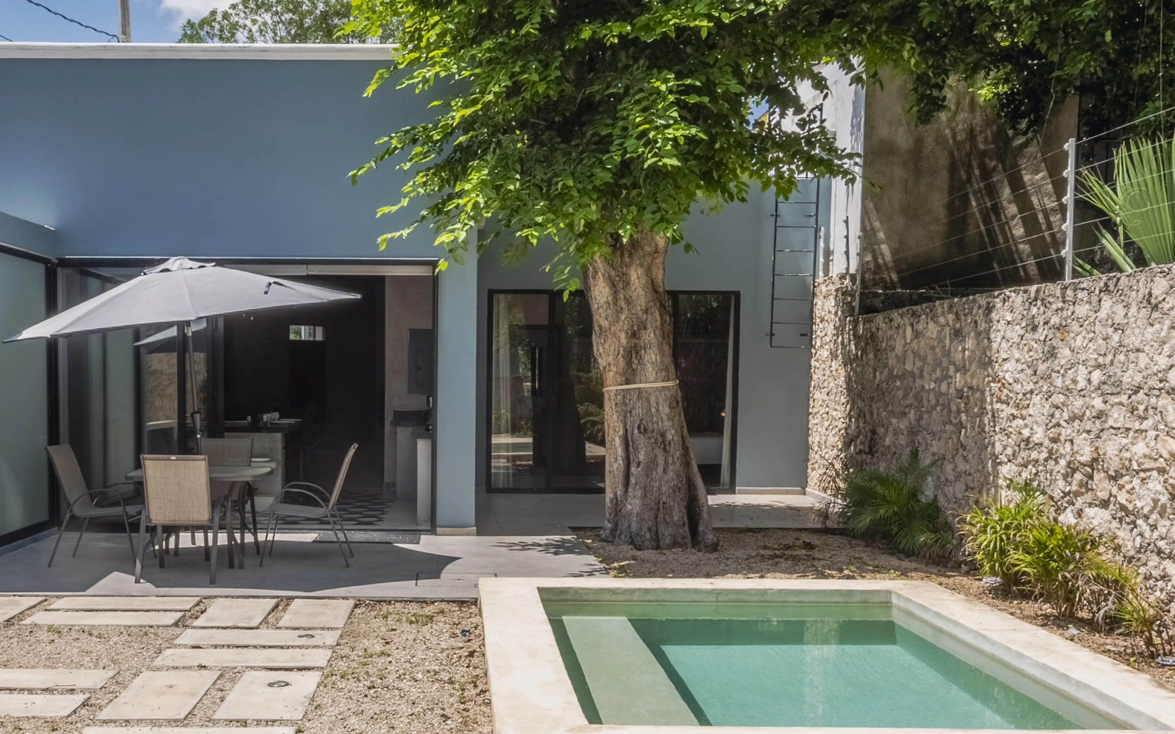 Enjoy your days in the pool