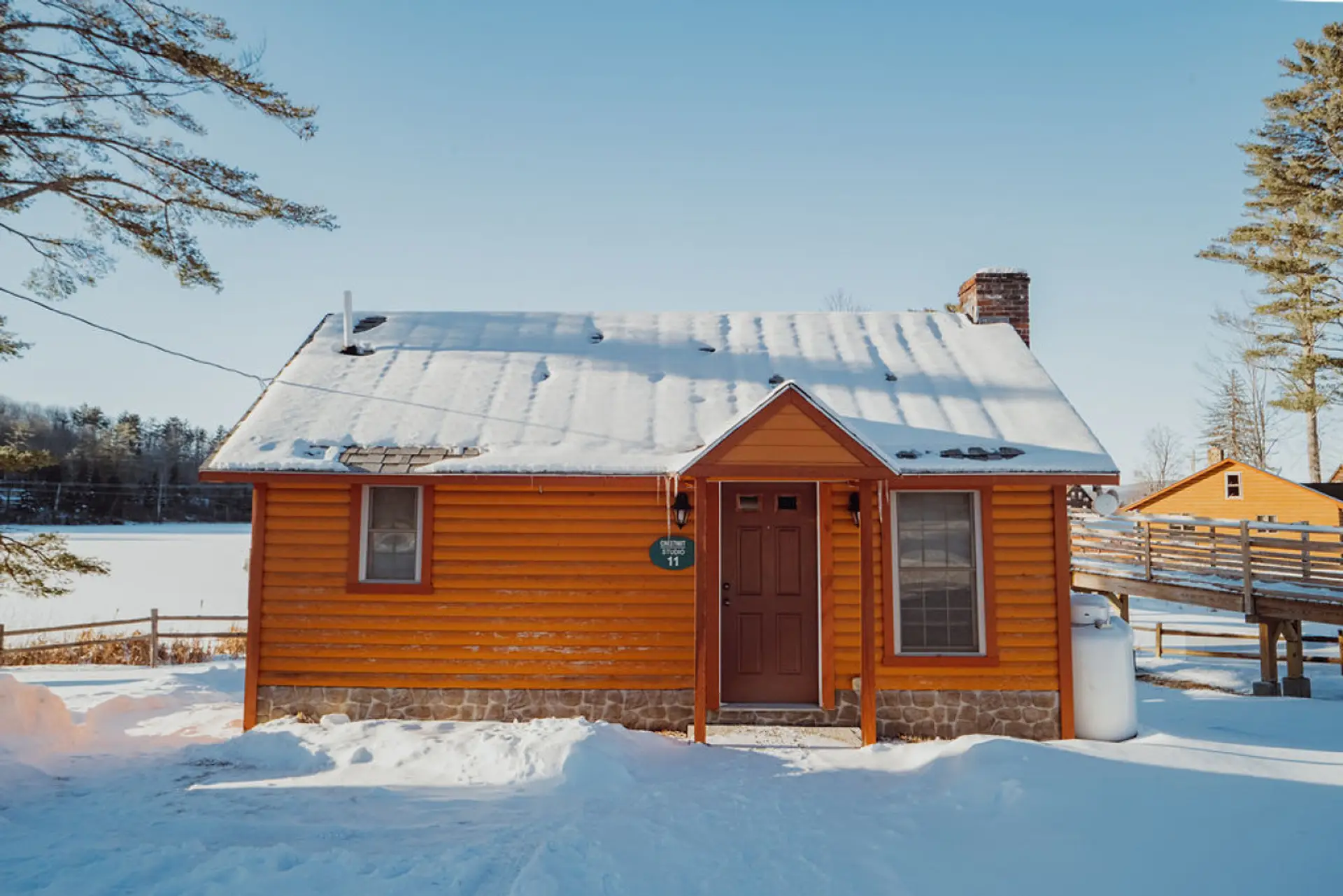Exterior Chestnut 11