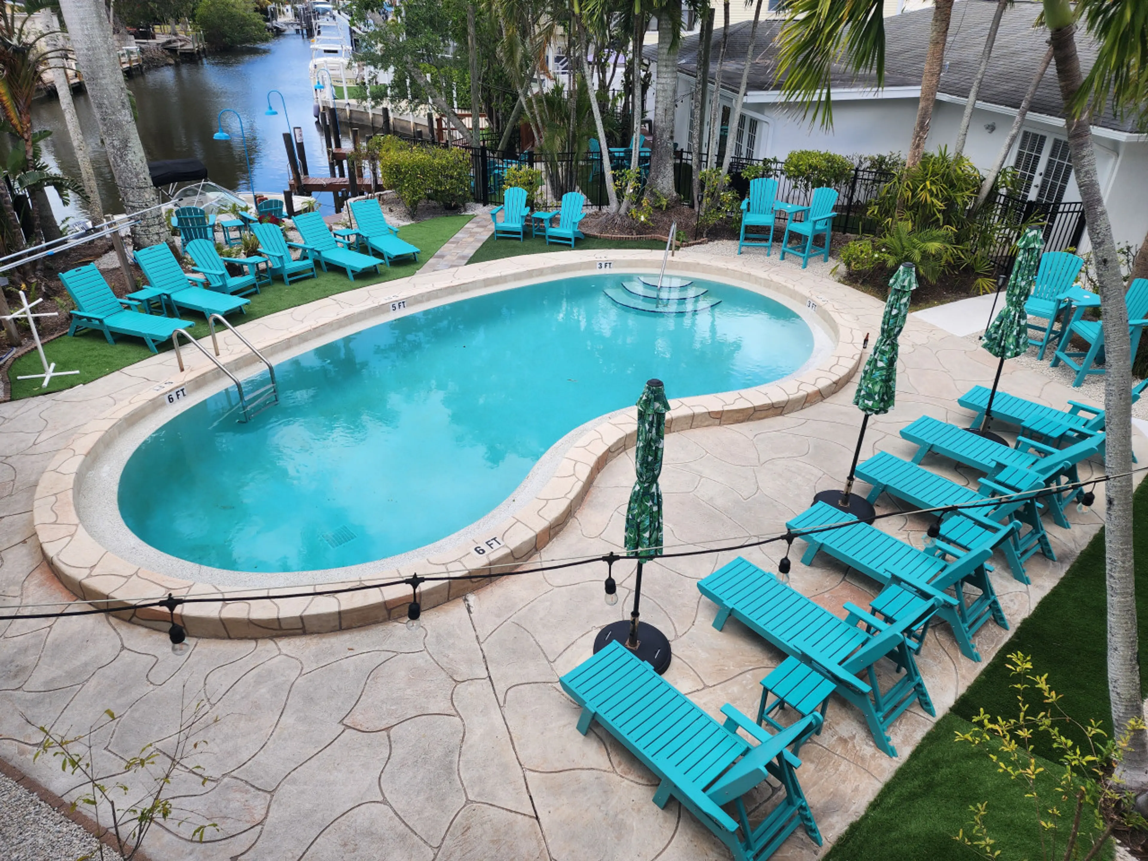 Pool and docks that this unit overlooks