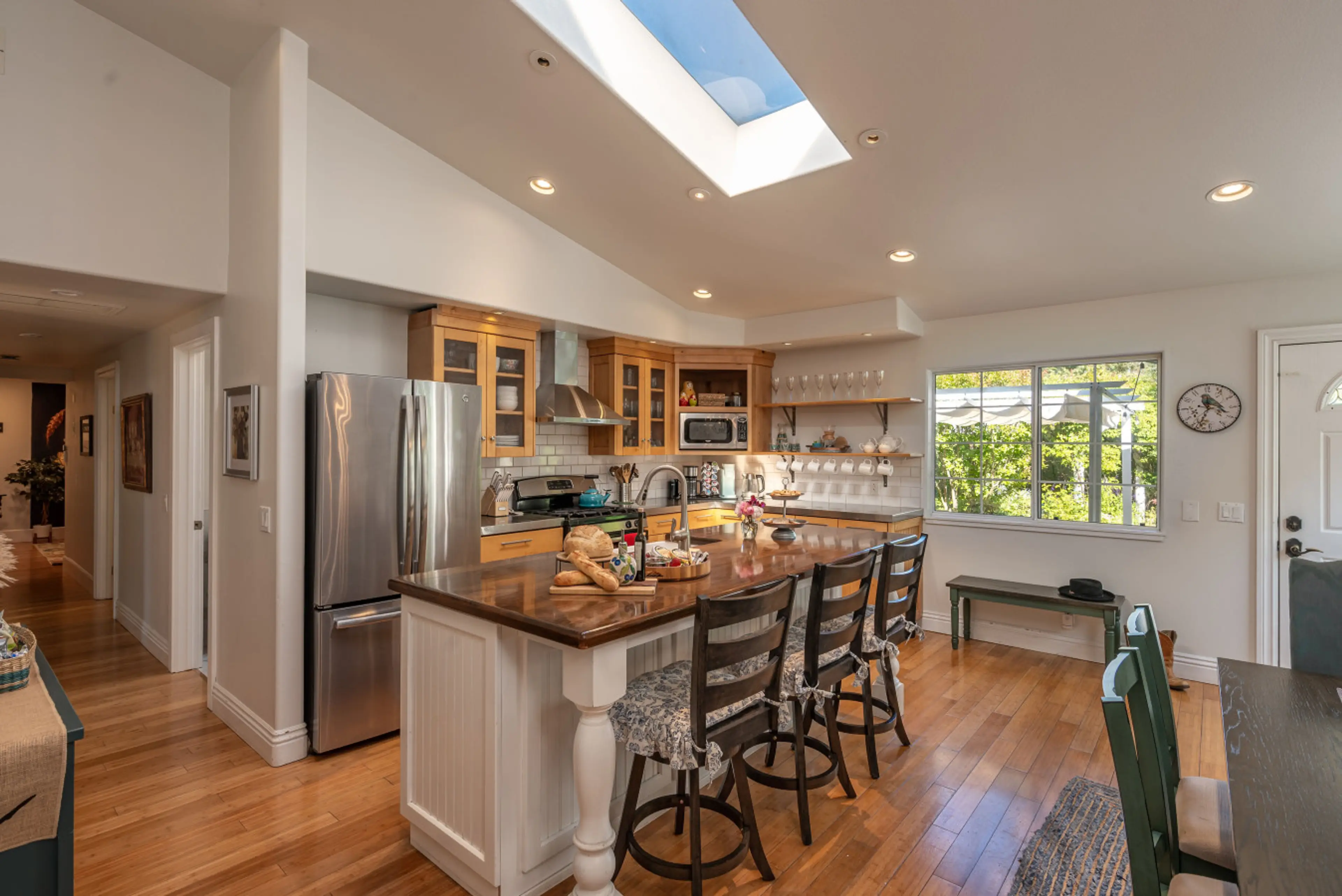 Enjoy our fully equipped kitchen with a spacious island—perfect for cooking, gathering, and enjoying delicious meals with family and friends.