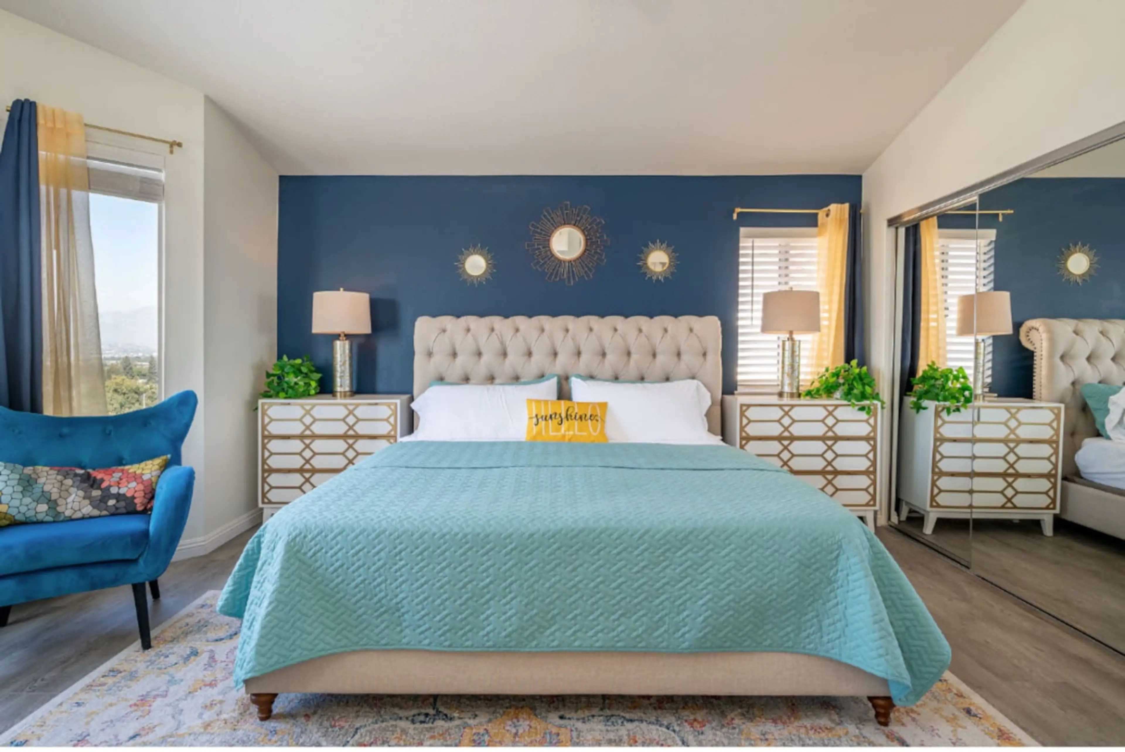 Primary Bedroom | King Suite with a View | Spacious, Stylish, Serene Wake up to sunshine and mountain vistas in this cozy-chic retreat with a luxe en suite bath. Retreat | King bed | spacious en suite bathroom : Stylish decor and stunning views create the