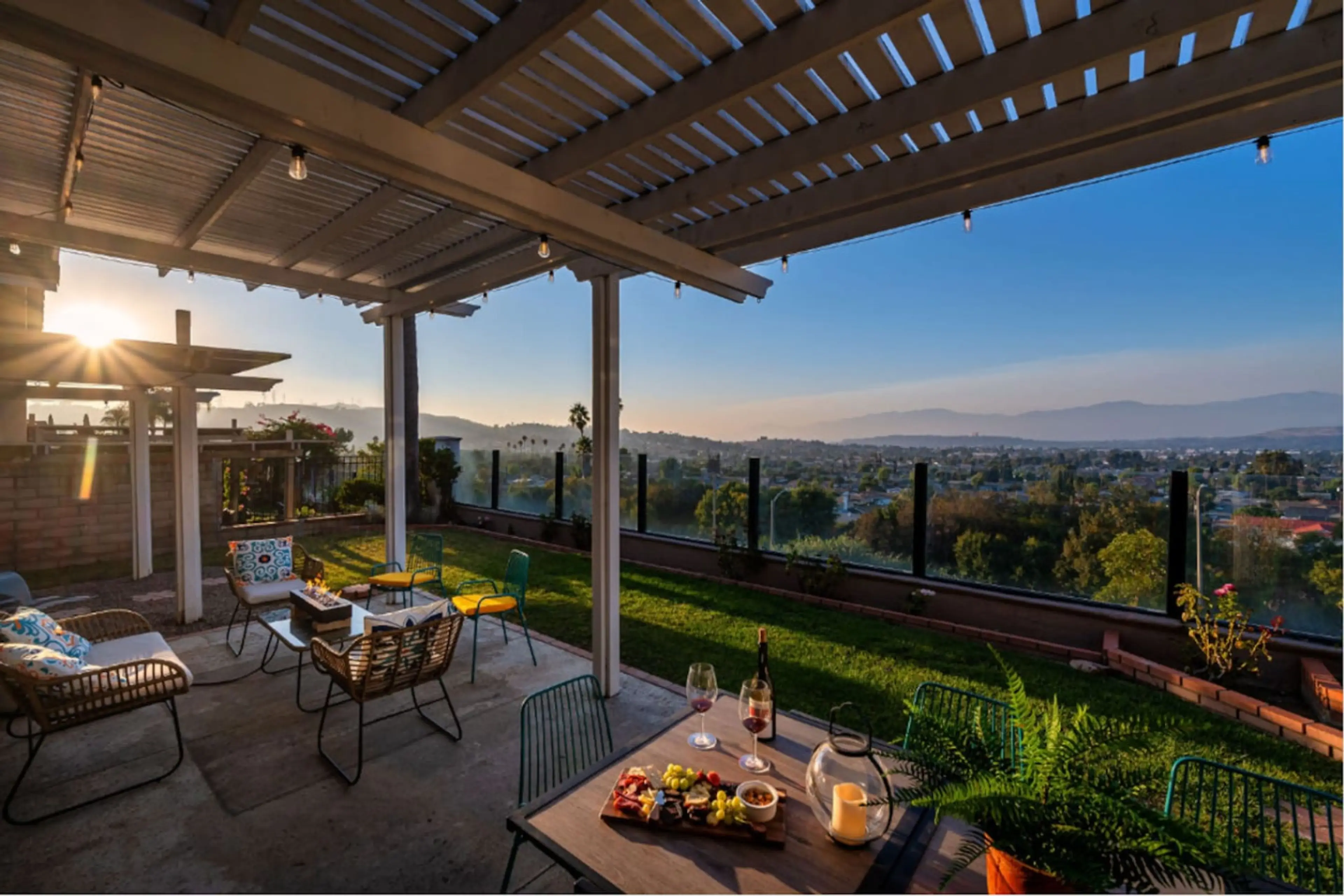 Welcome to Hello Sunshine – Vista View! Your peaceful retreat in the hills, where breathtaking mountain views and sunny vibes await.