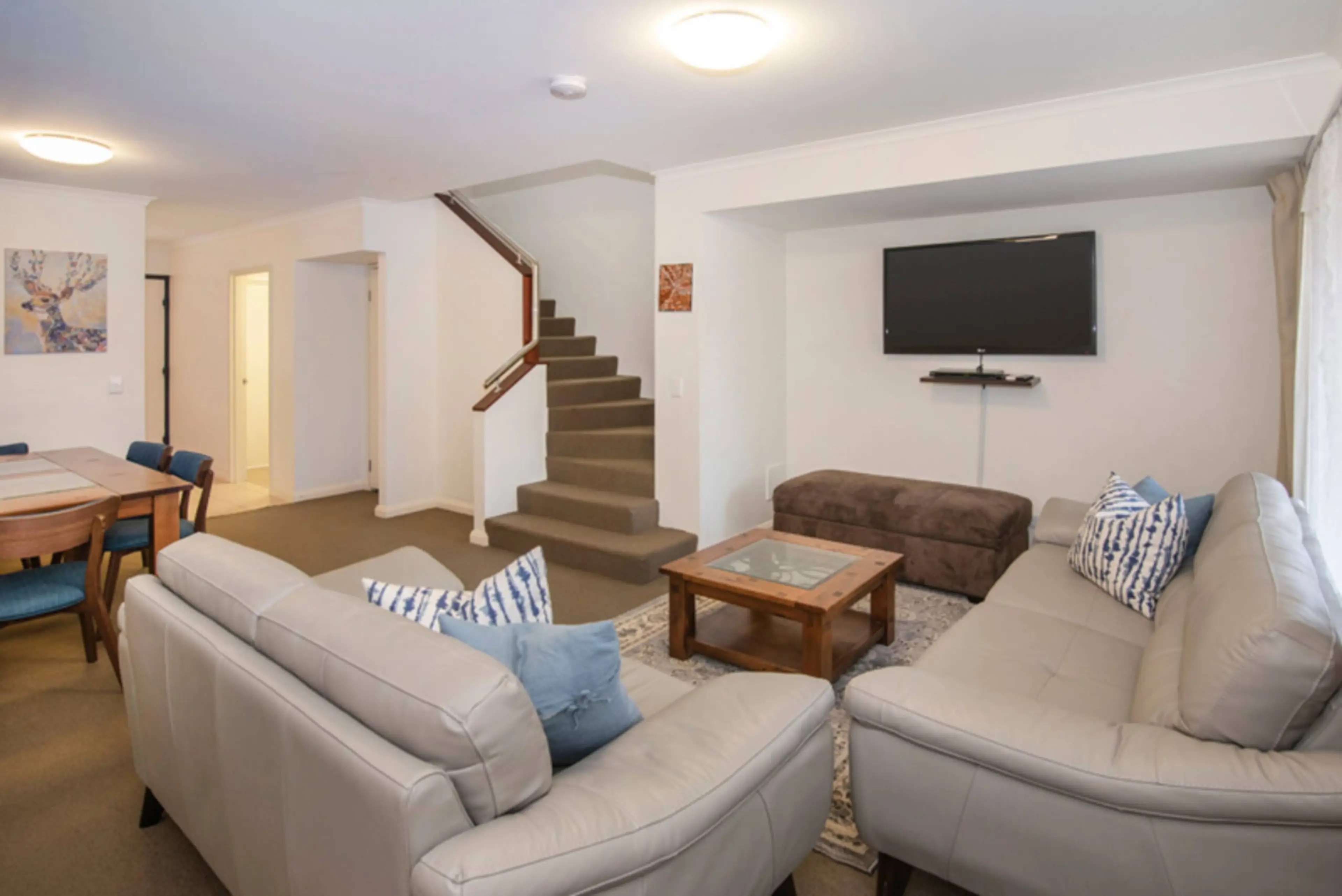 Living room, Entertainment, AIr-conditioning