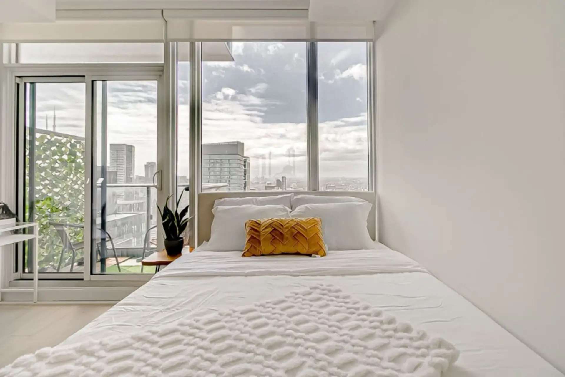 Wake up refreshed in this comfortable bed