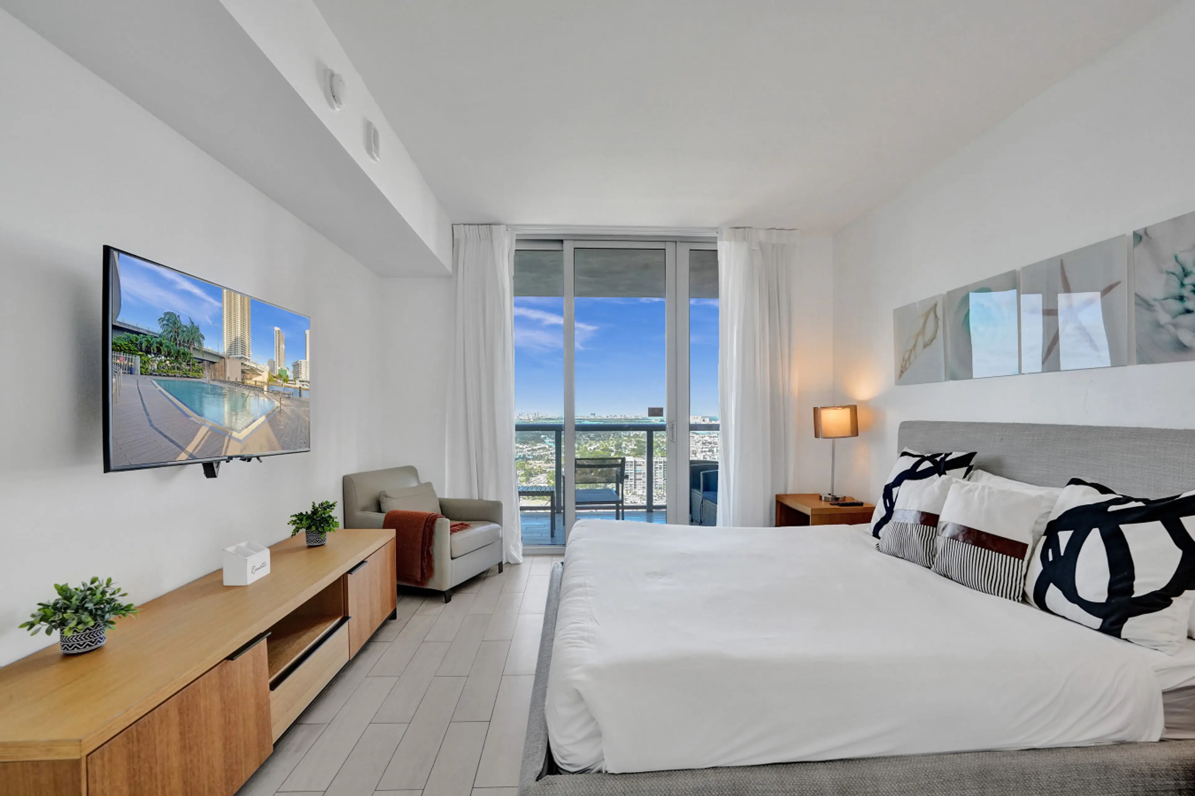 Spacious bedroom with king size bed and Canal view