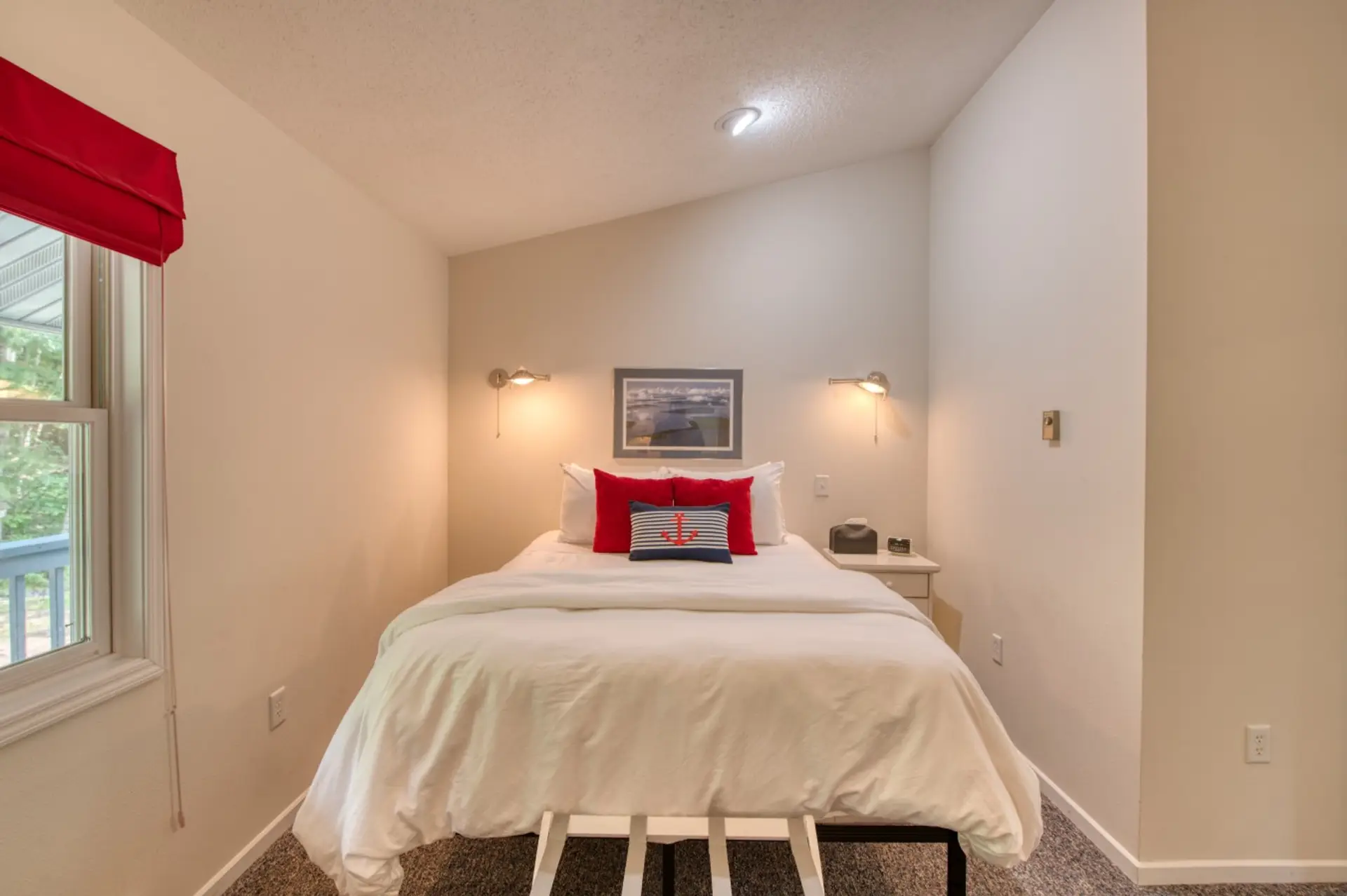 Queen Bedroom