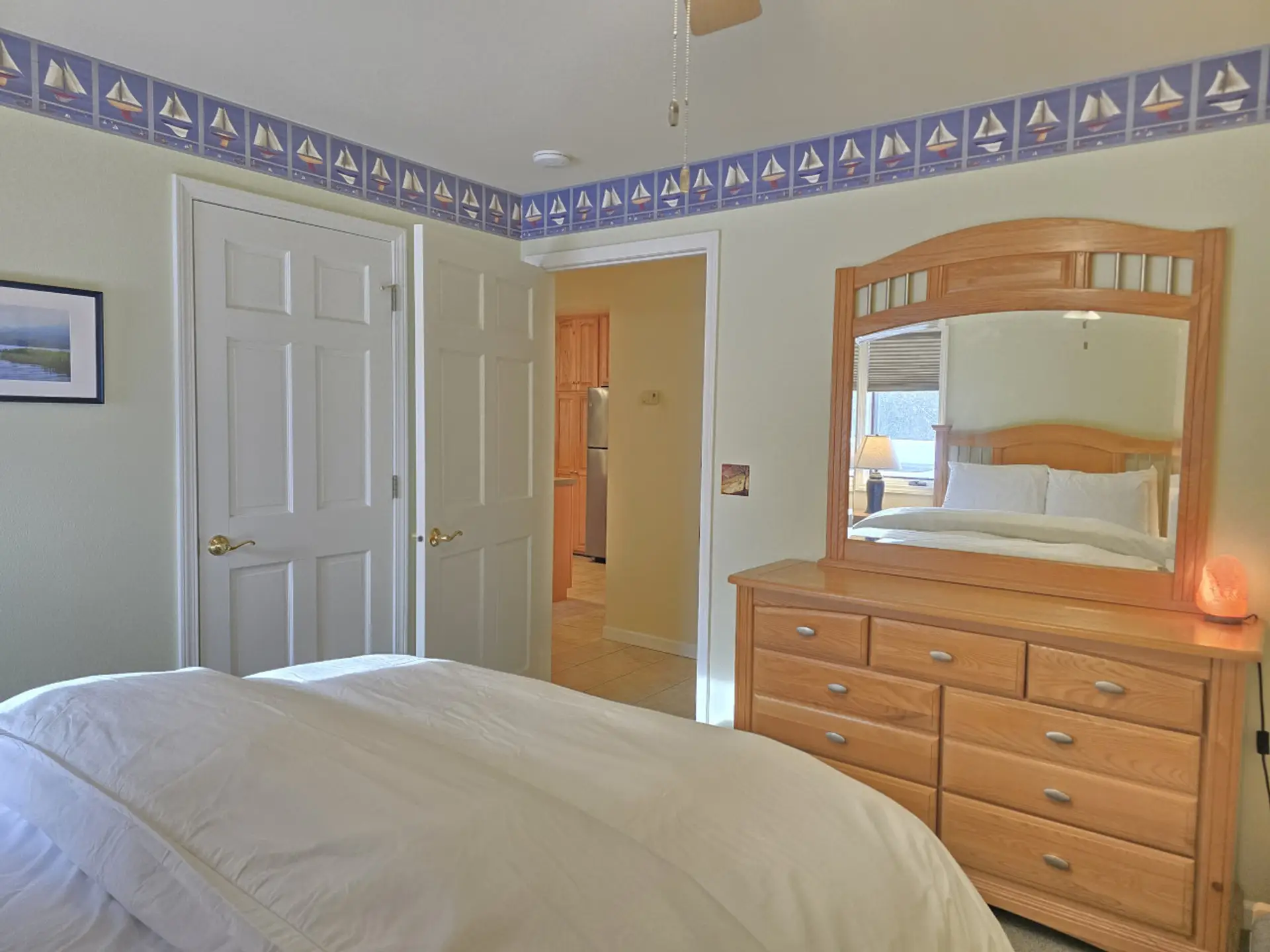 Queen Bedroom