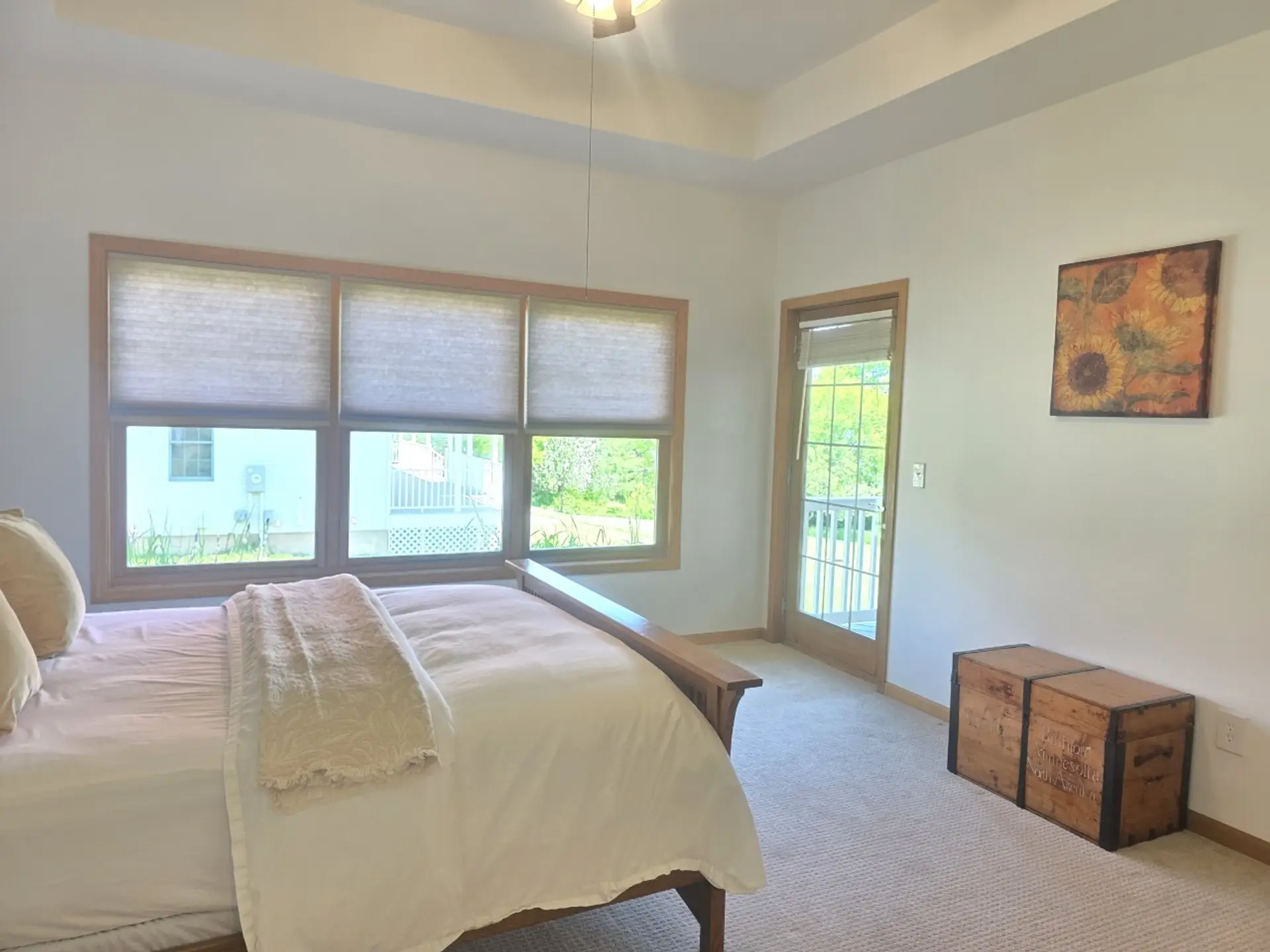 Queen Bedroom