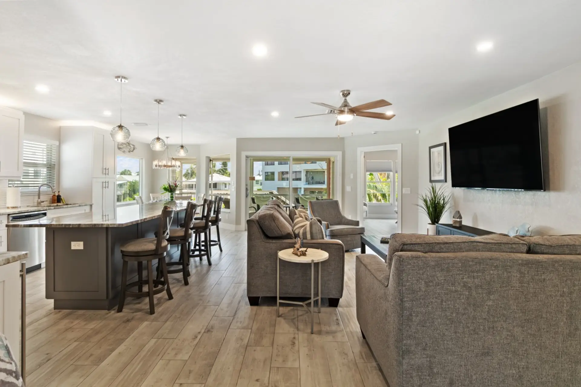 02_Open-Living-Kitchen