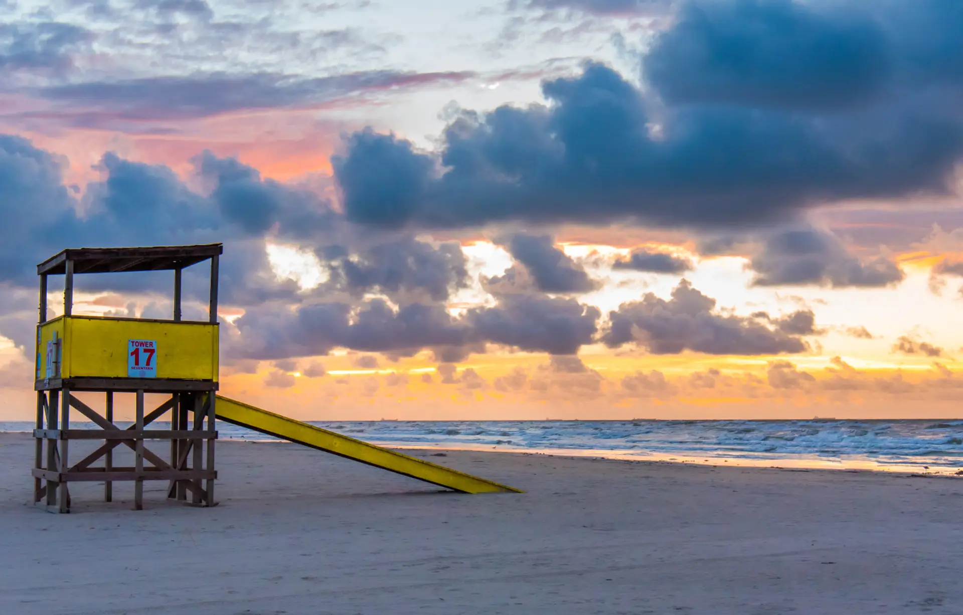 Beach days fade into sunsets you won’t forget.