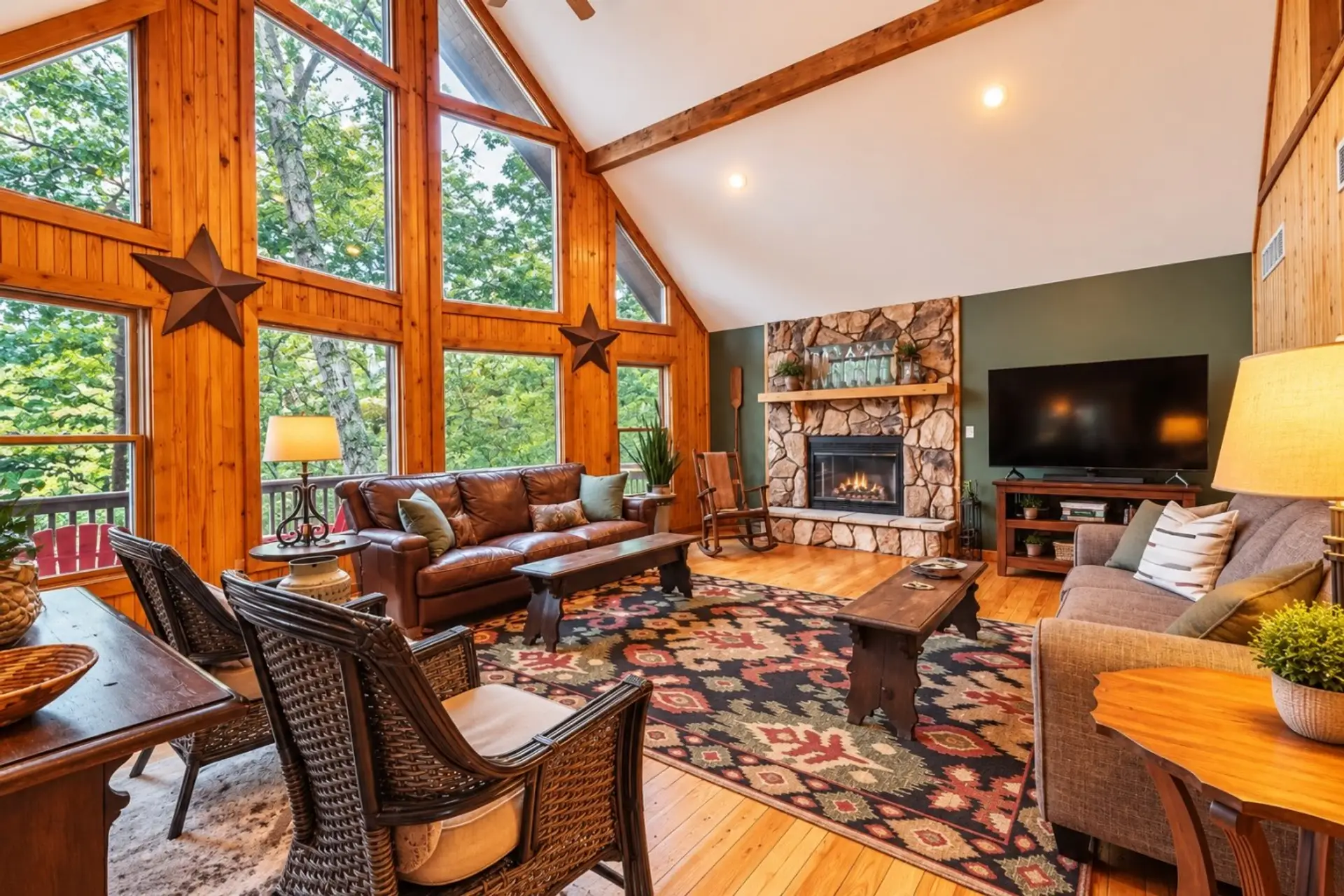 Welcome to Huzzah Springs- Hideout Cabin