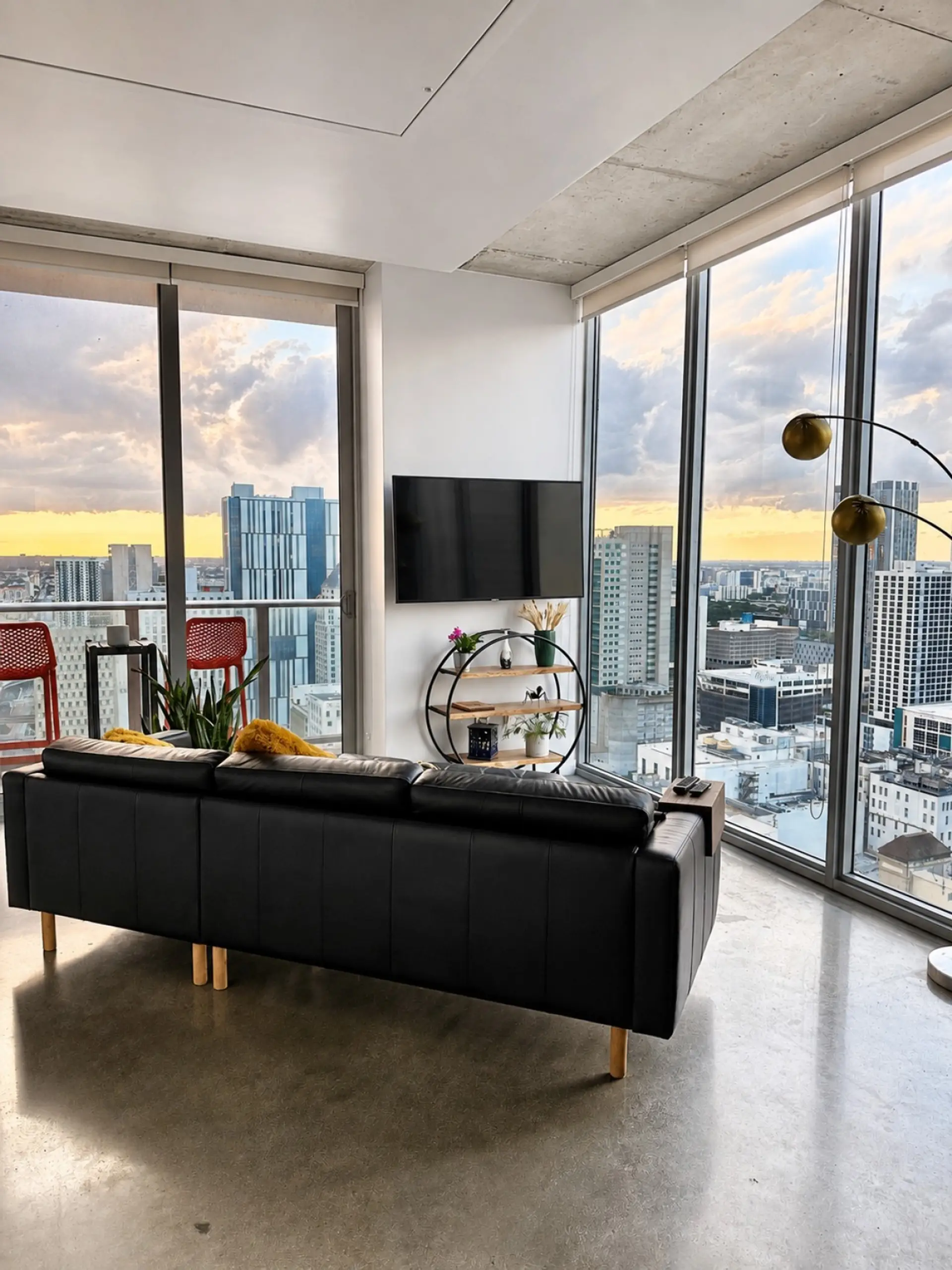 Hero Image 3210