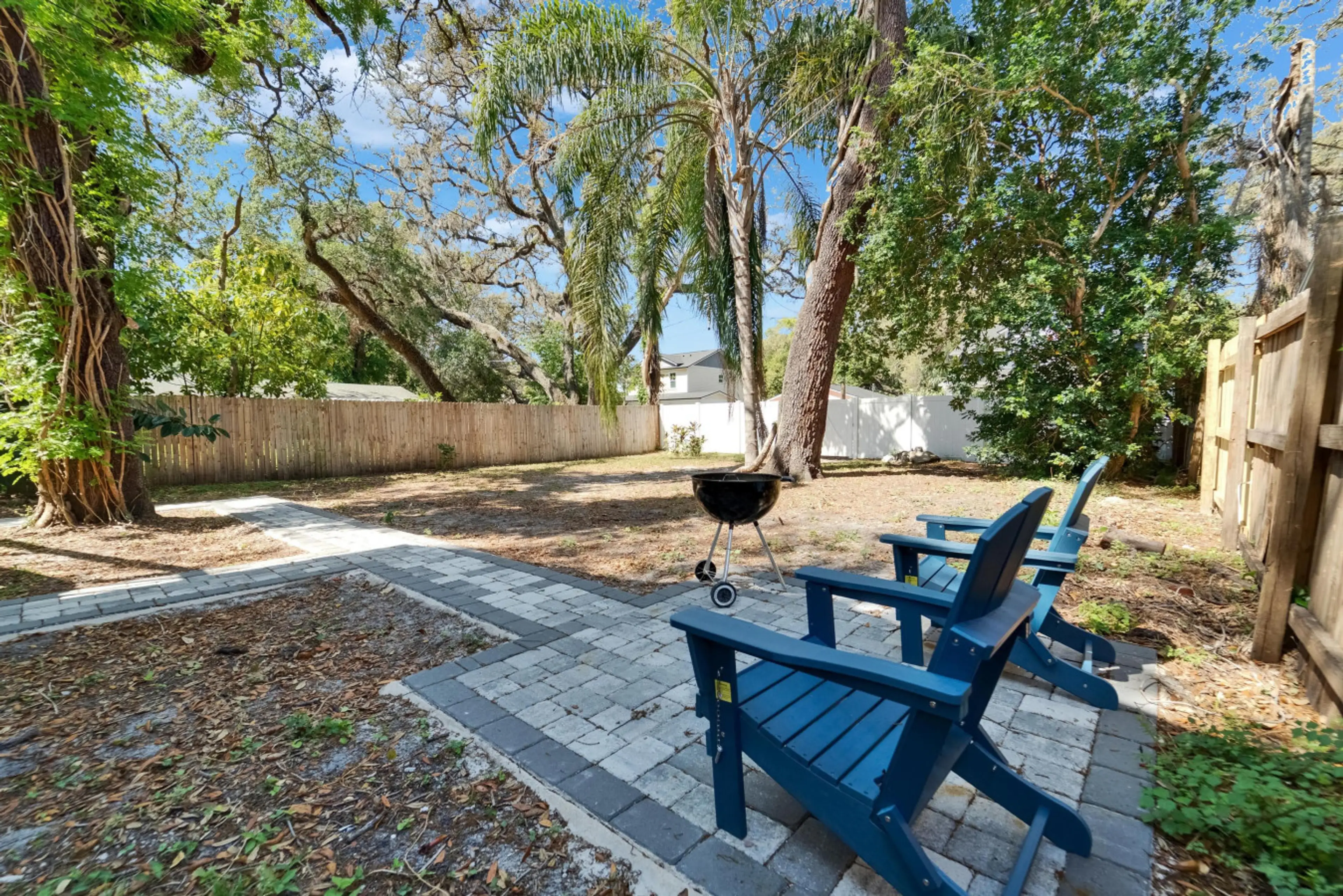 Shared - Outdoor Seating Area Plus BBQ