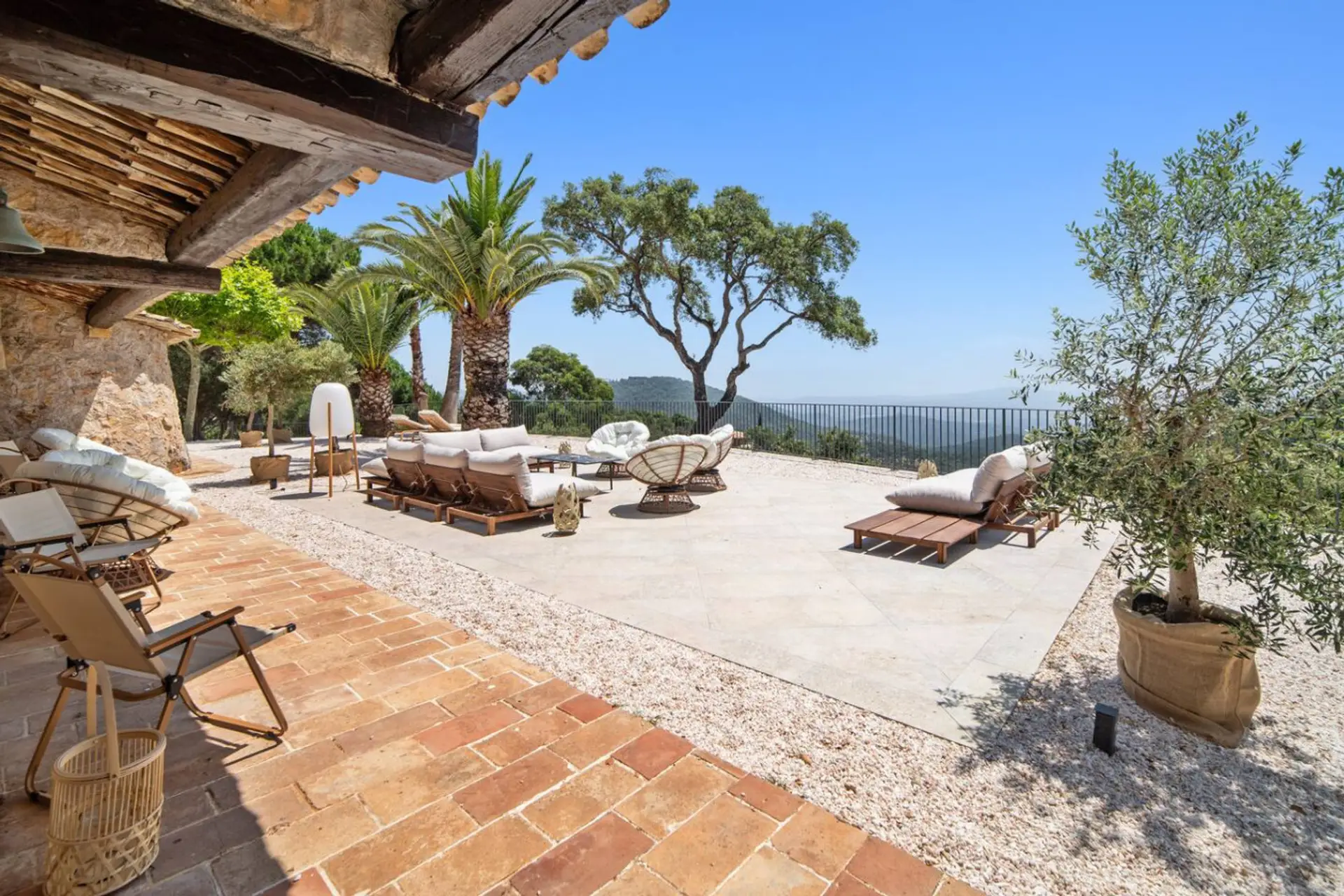 Terrace and outdoor lounge