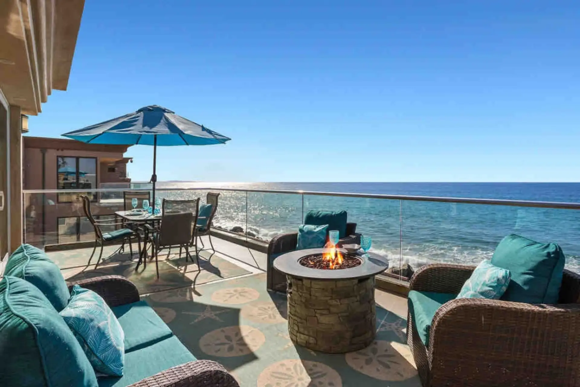 Best beach rental in Oceanside Where should I stay in Oceanside near the beach? Family-friendly beach house in Oceanside Beach rental walking distance to restaurants Oceanside vacation rental with ocean views Vacation rental near Oceanside Pier Beachfront