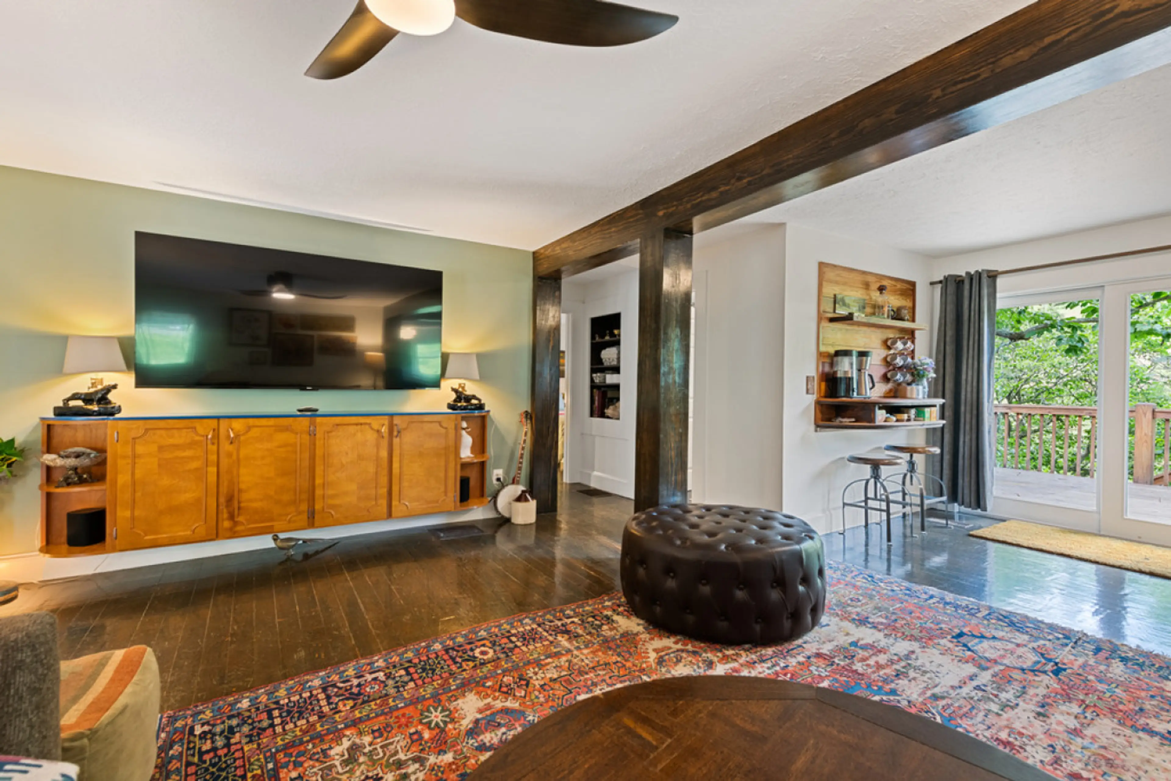 Living room with 70" TV