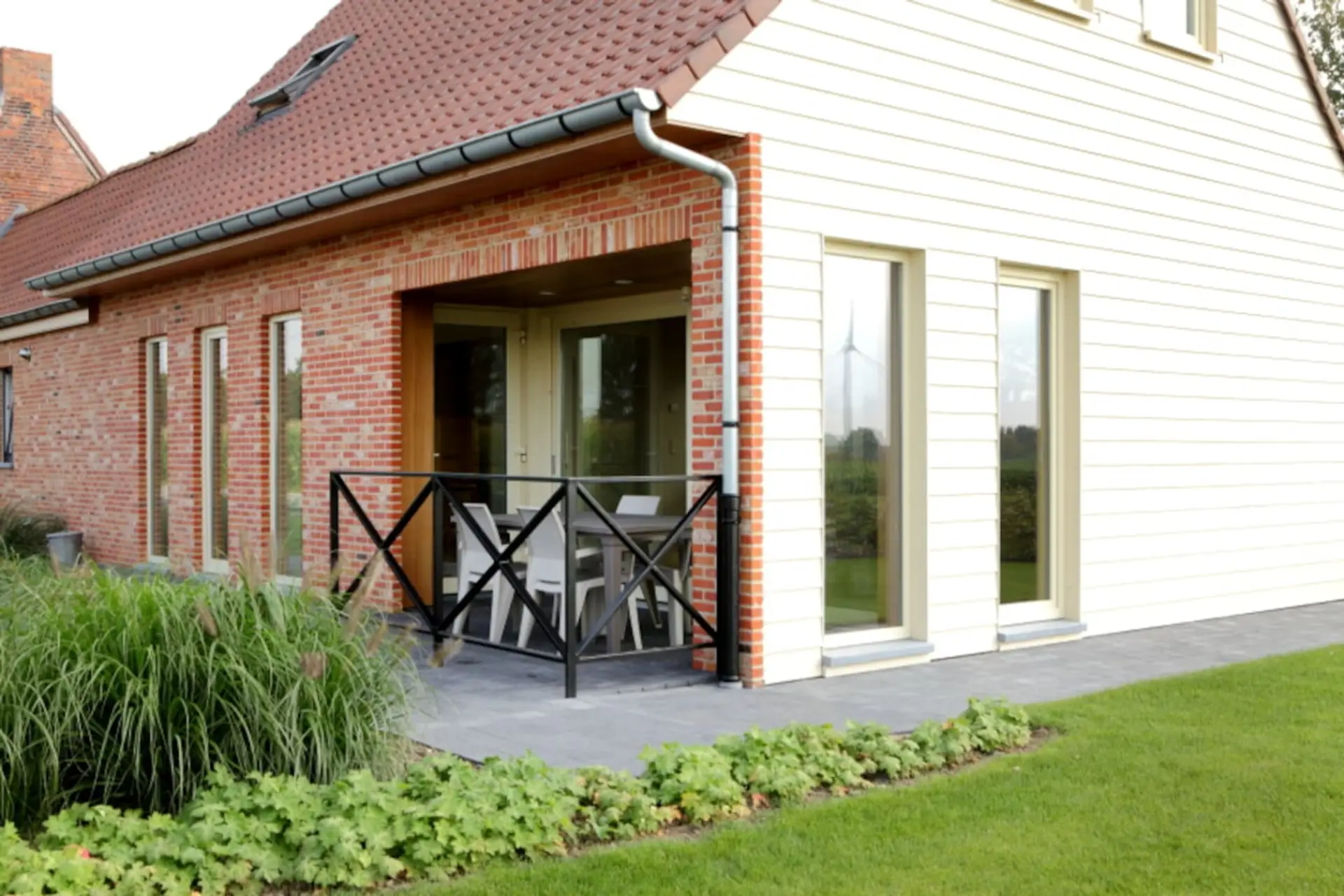 Holiday home with parking and terrace