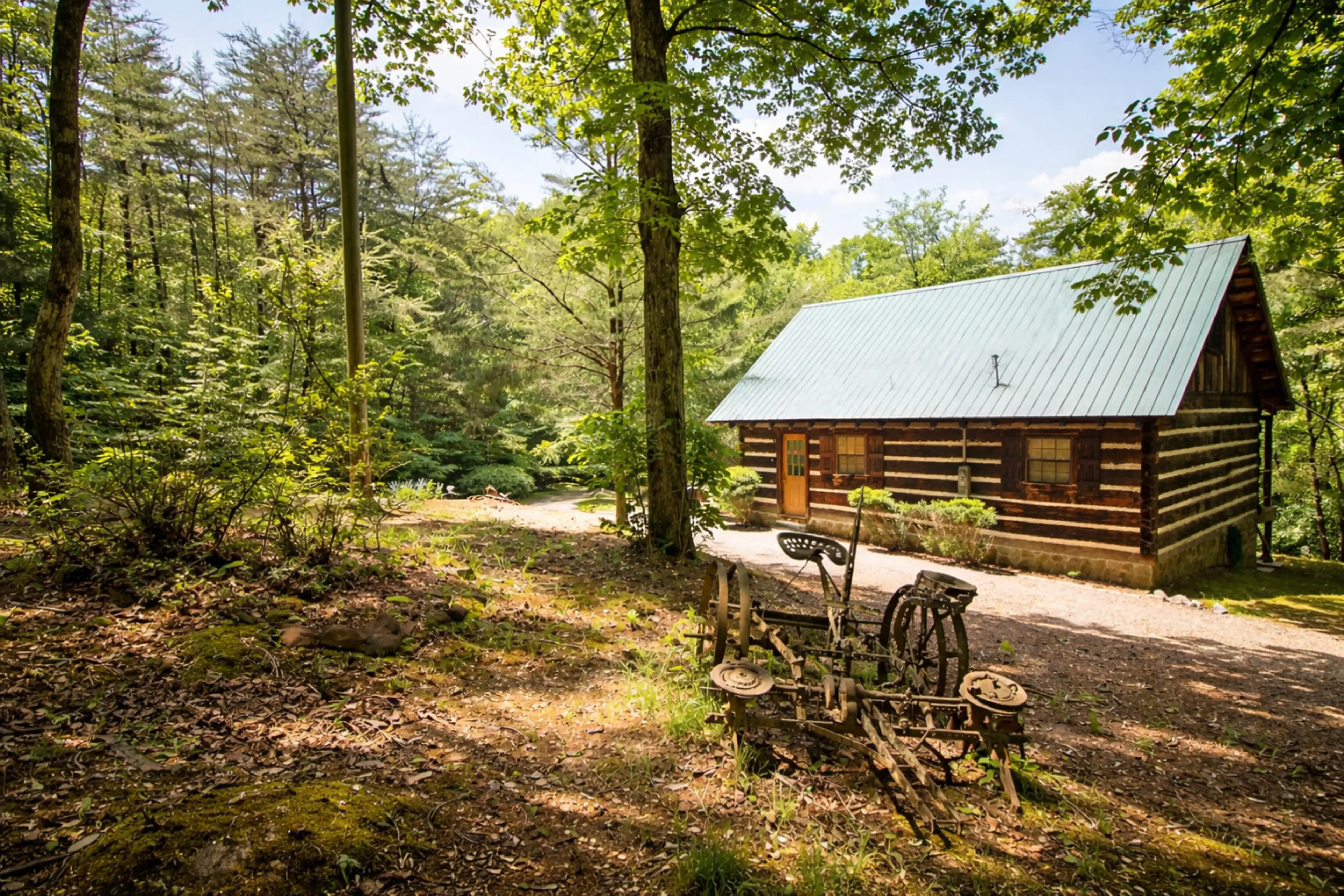 Rocking chair front portch