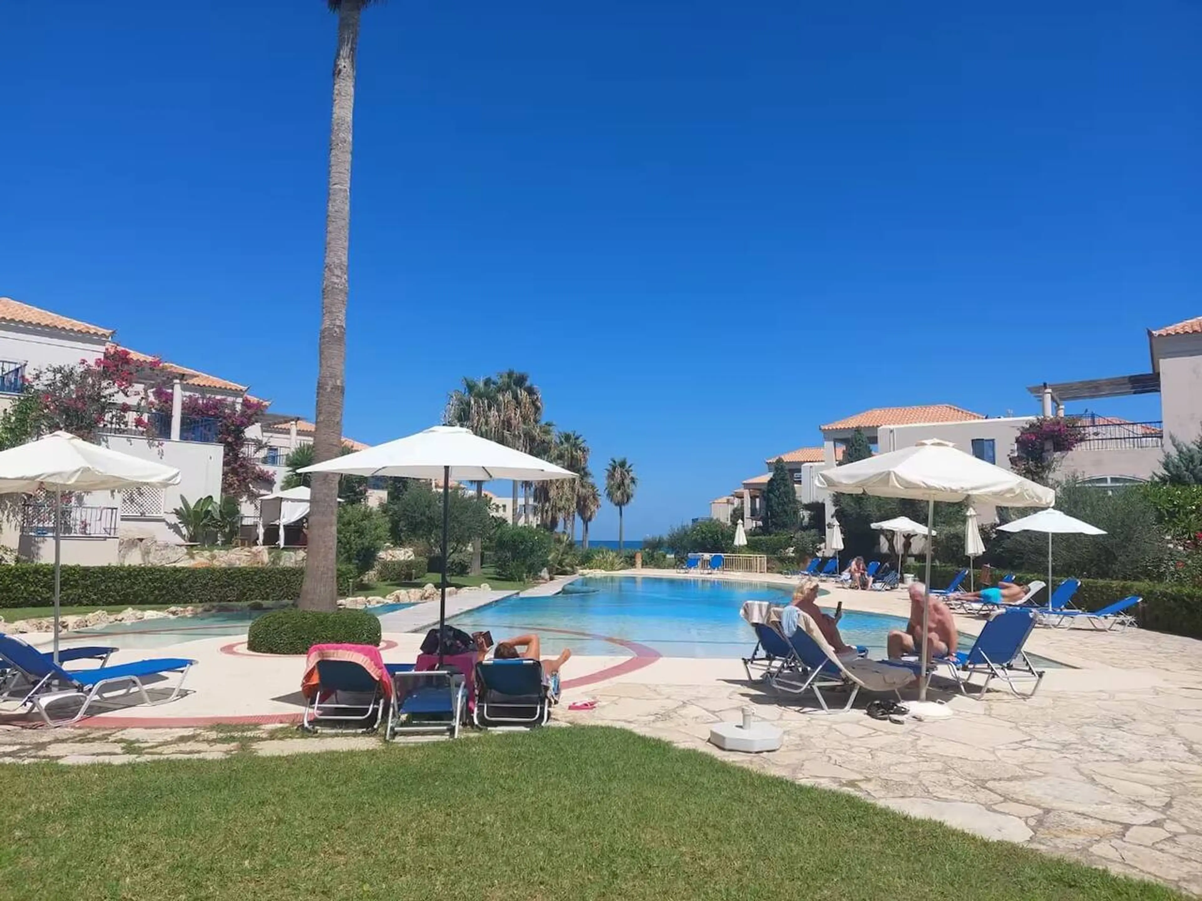 Massive 600+ square meter (6458 square feet) pool. Perfect for families and for relaxing on the sun beds that are free of use for all guests. The boardwalk takes you directly to the beach