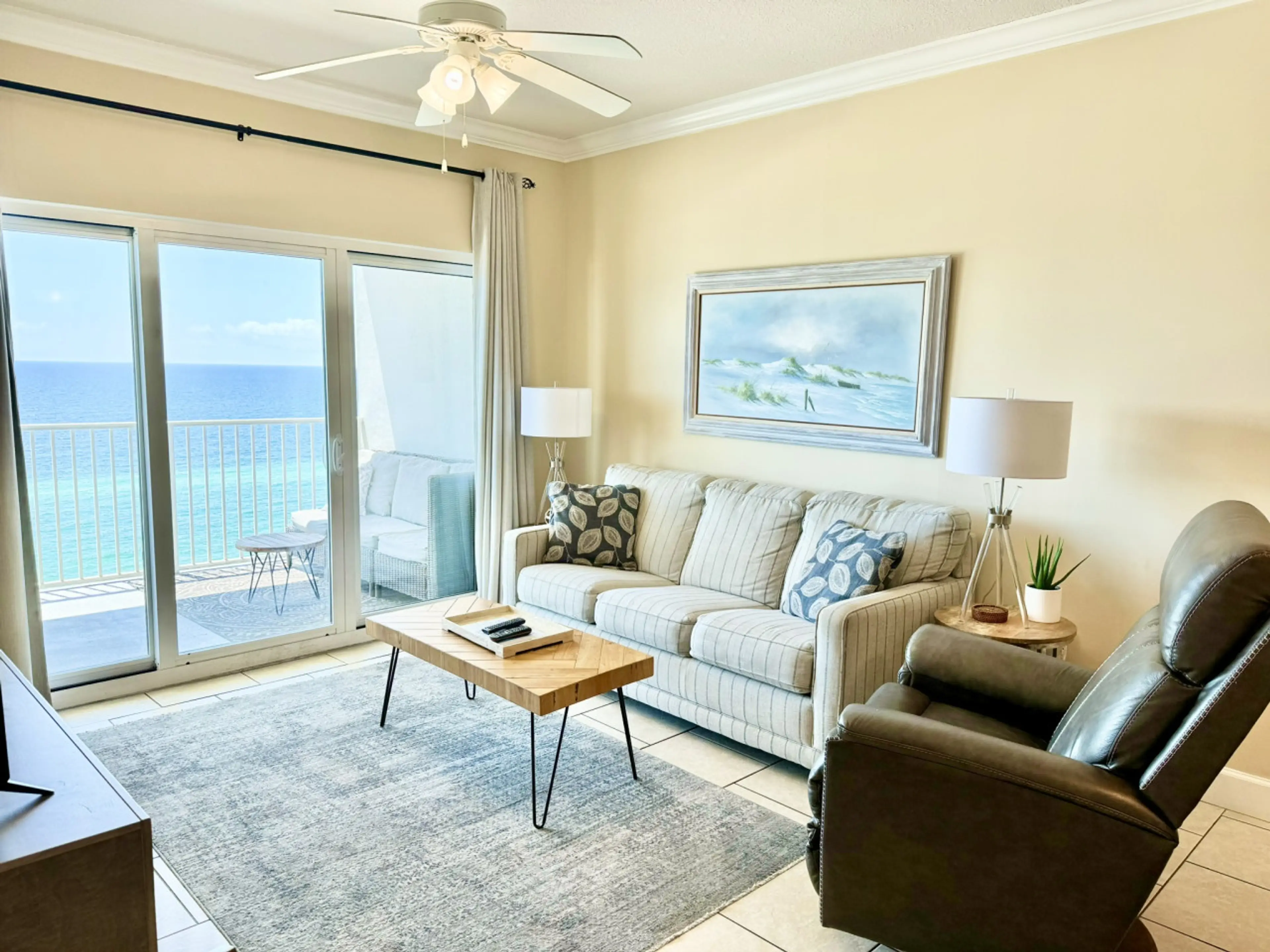Welcome to Seawind 1107, home to some of the best views in the area!