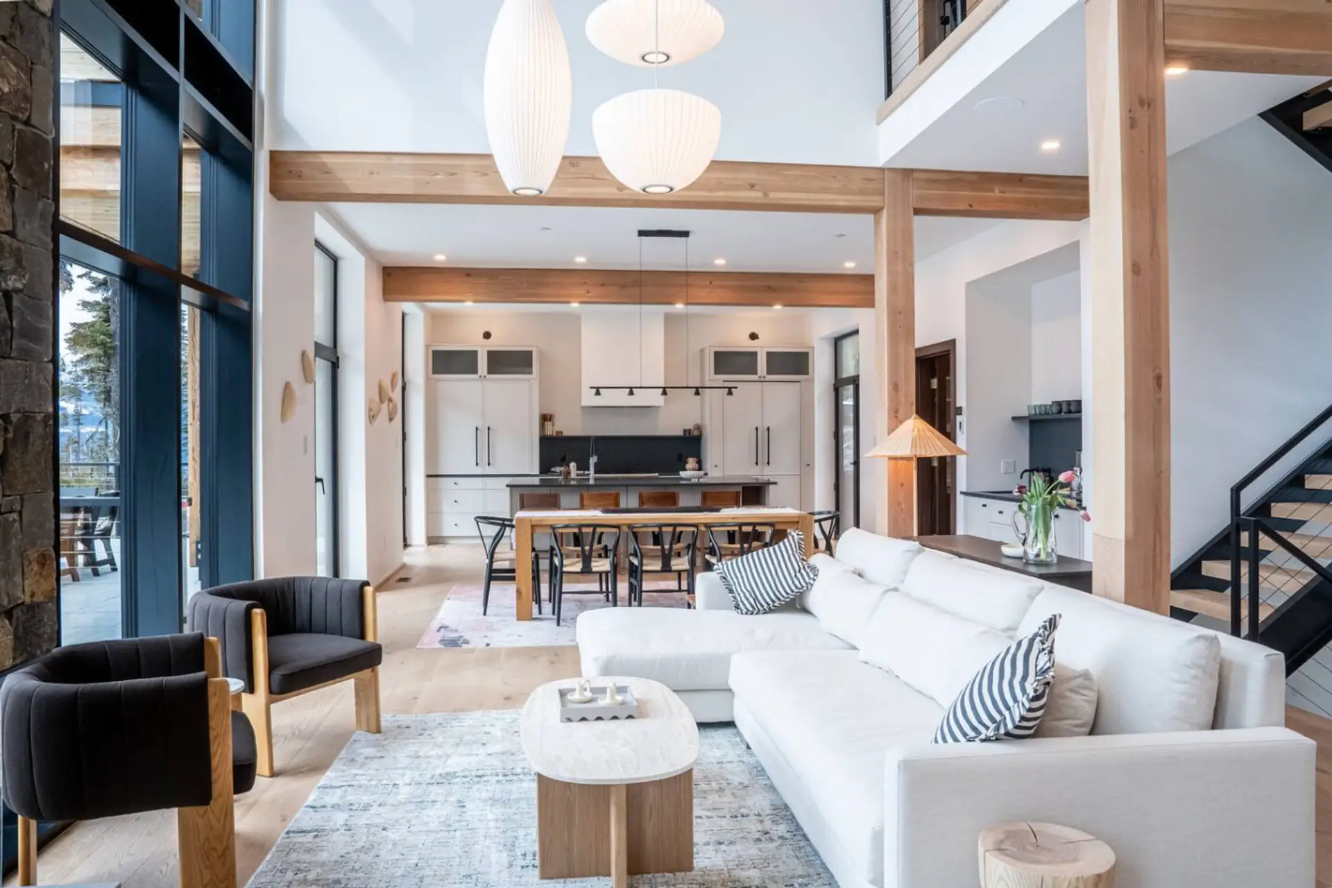 Ghost Peak Chalet, Revelstoke Select