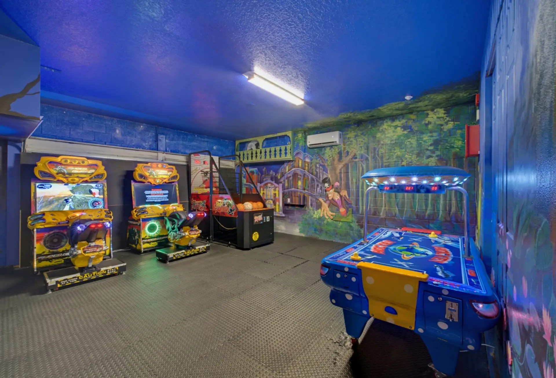 Private arcade game room - full wide view