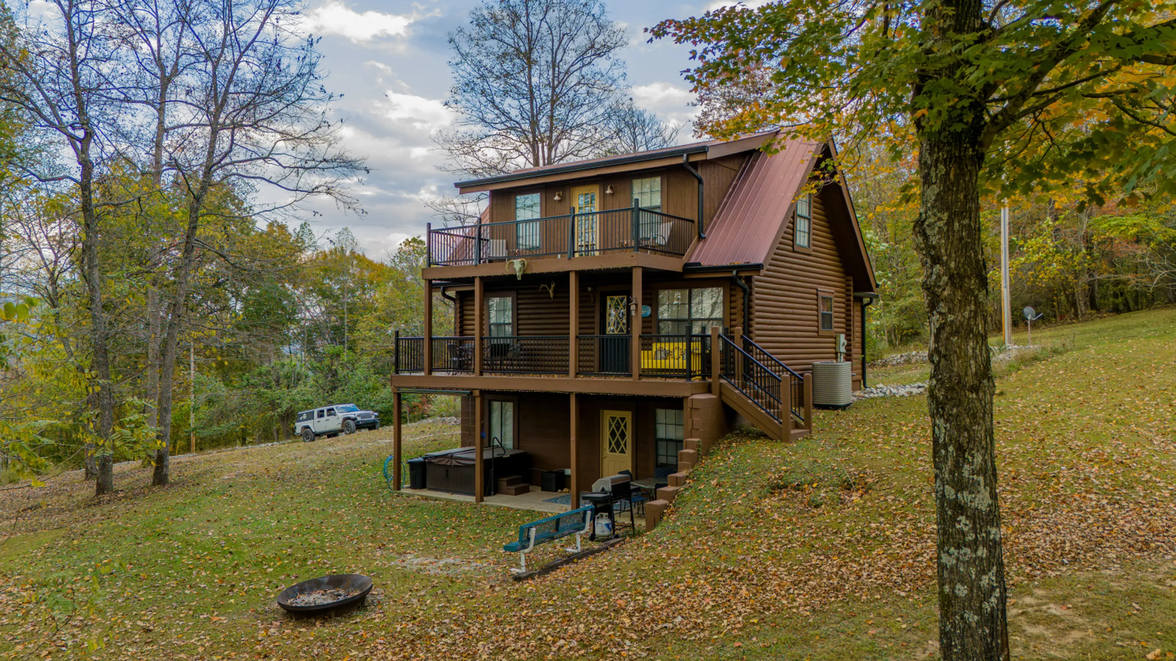 Welcome to The Great Escape—your retreat nestled in the hills of Jamestown, TN.