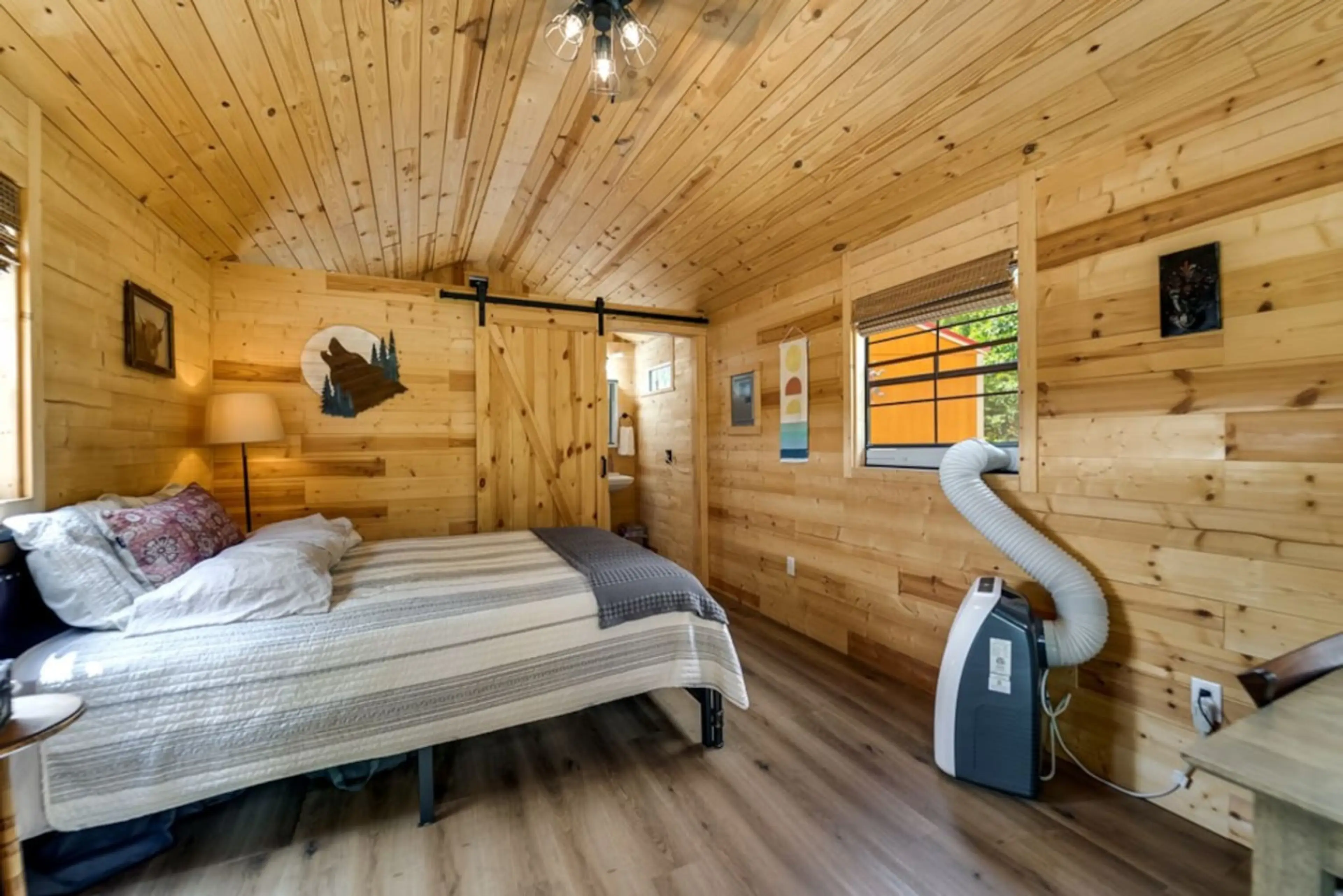 Cabin 1 inside