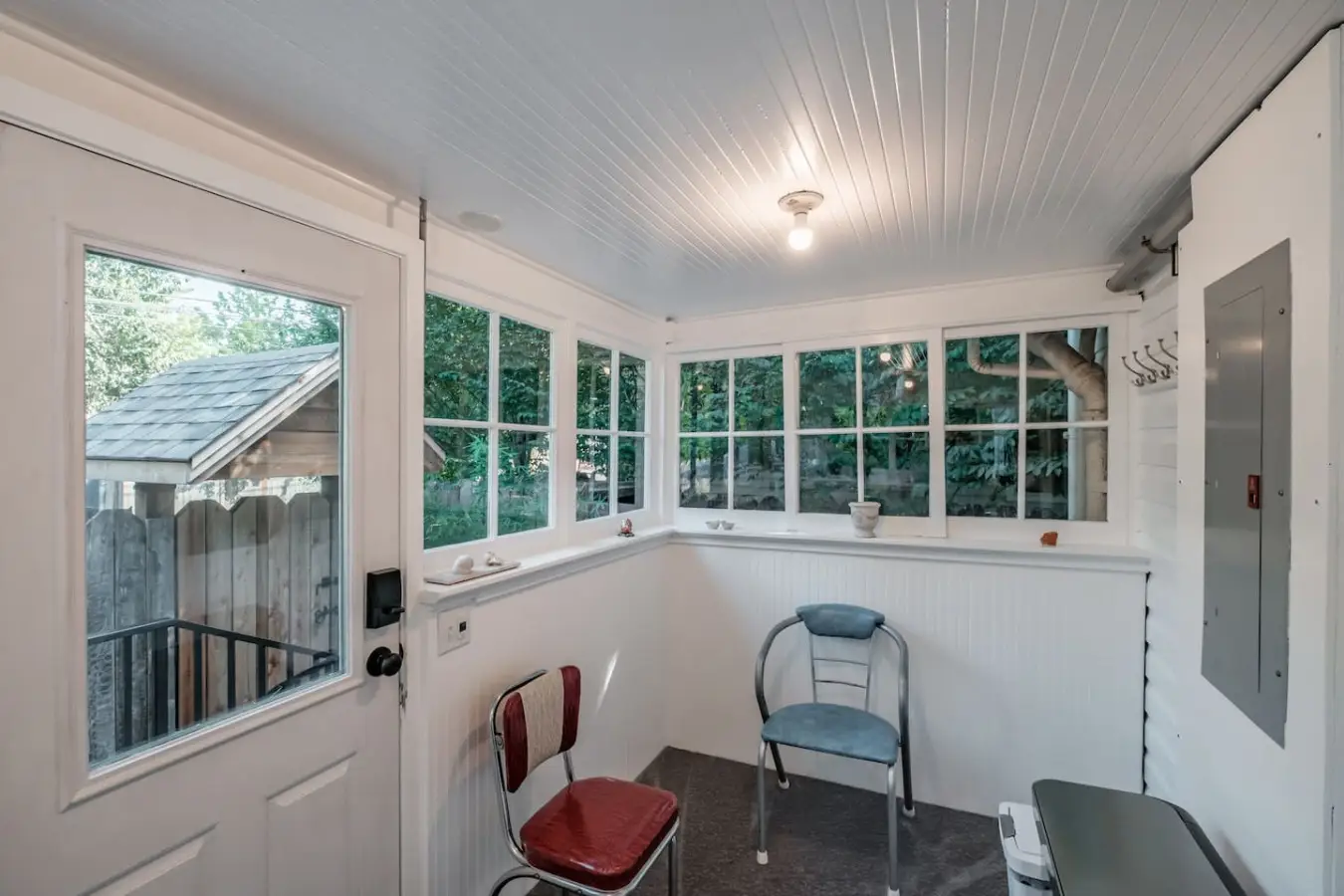 OSU Campus Cottage – Breakfast Included - Image 25