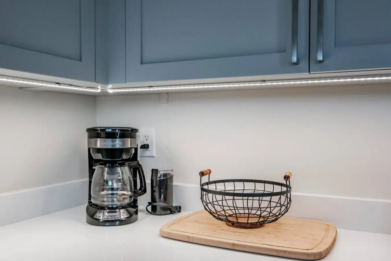 Corvallis Modern Oasis — Breakfast Included - Image 22