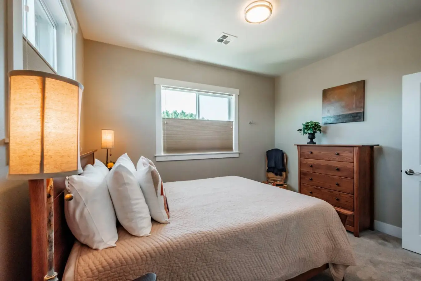 Corvallis Modern Oasis — Breakfast Included - Image 31