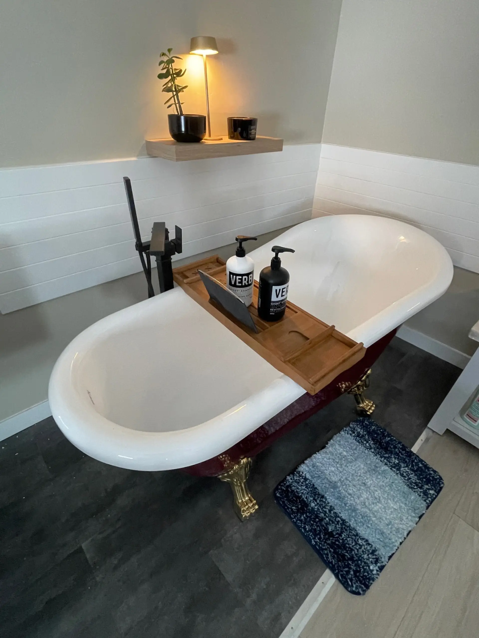 Clawfoot Bathtub