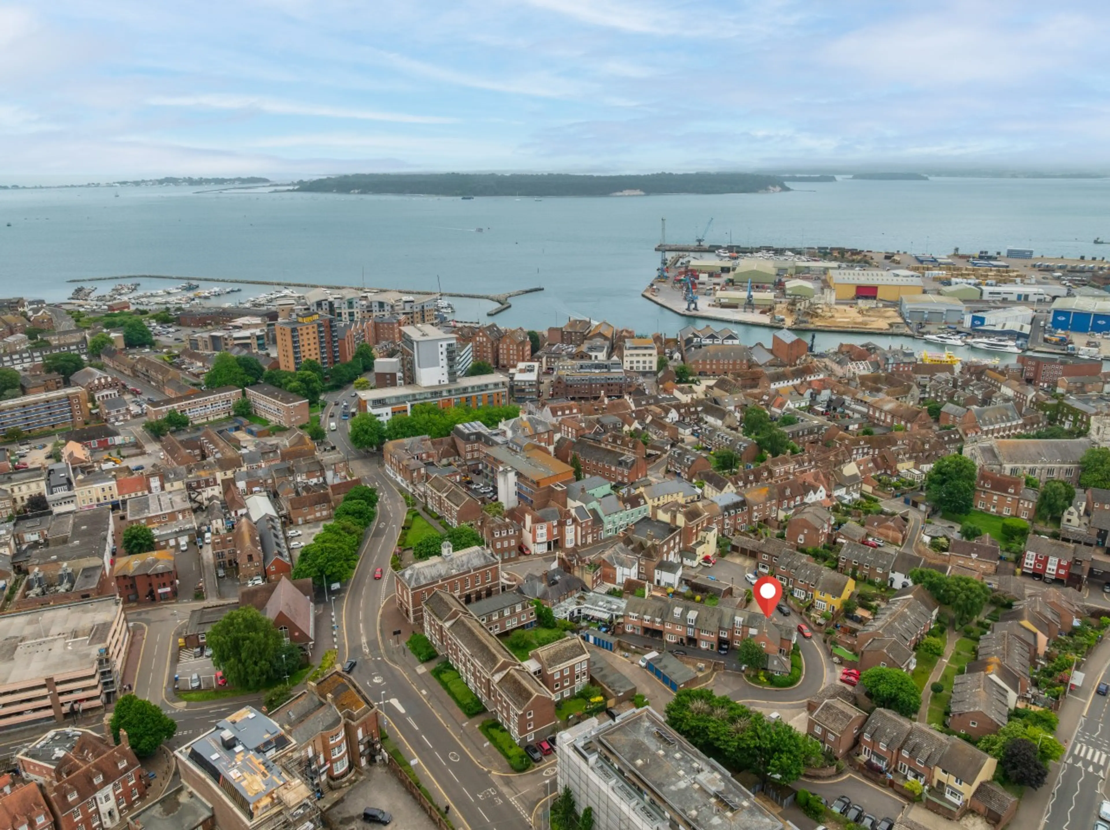 Explore one of the world's largest natural harbours on your doorstep
