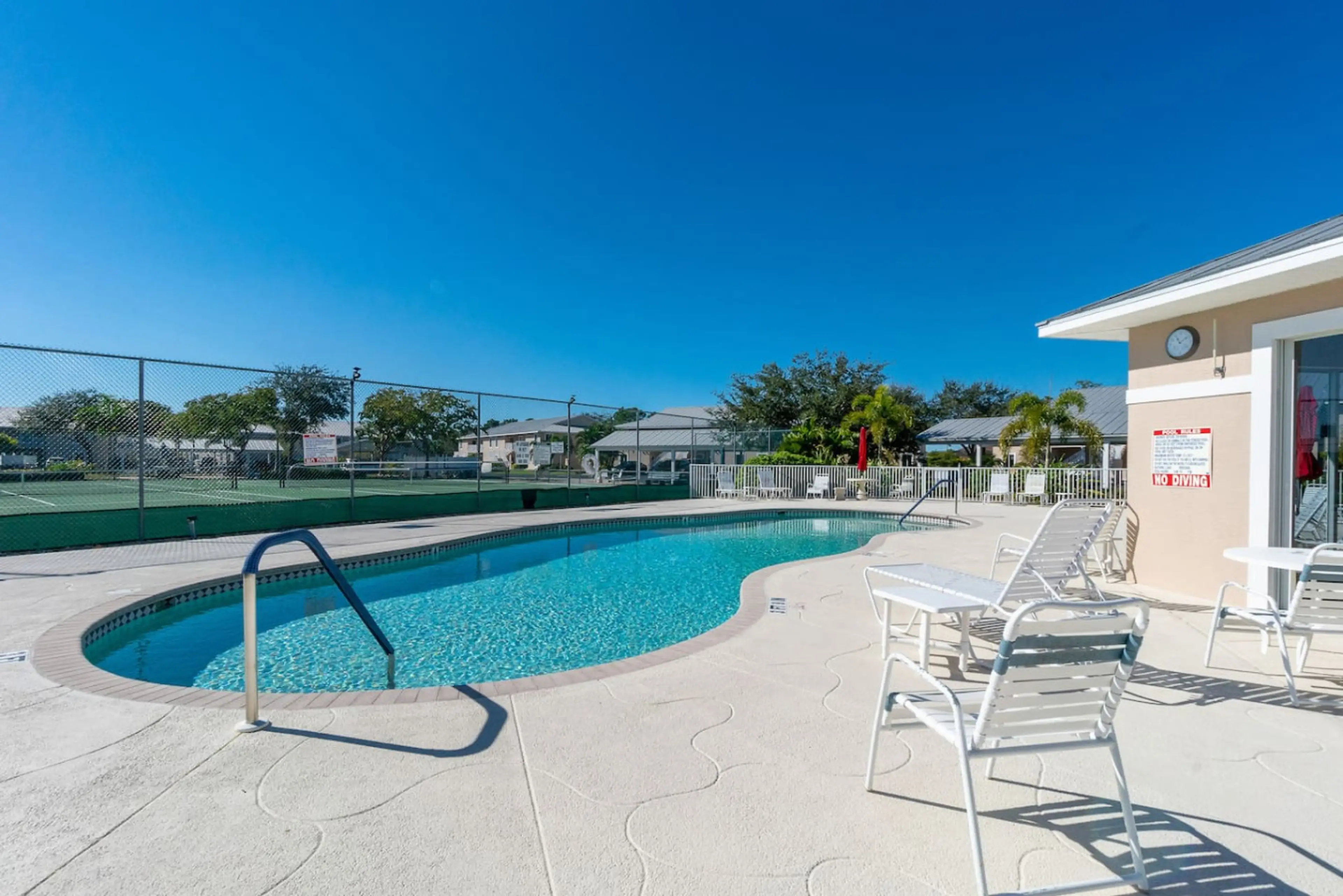 Shared Heated Pool