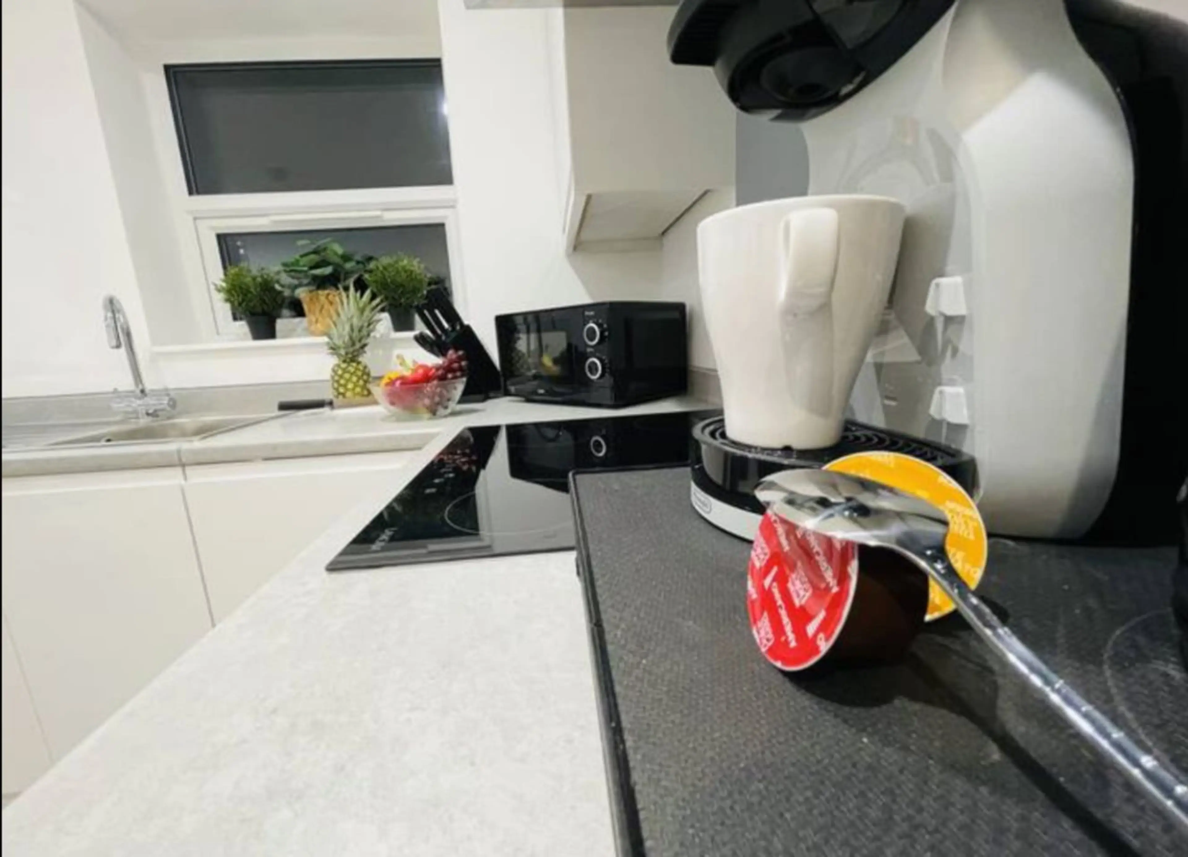 Fully equipped with oven, dishwasher, and cookware.