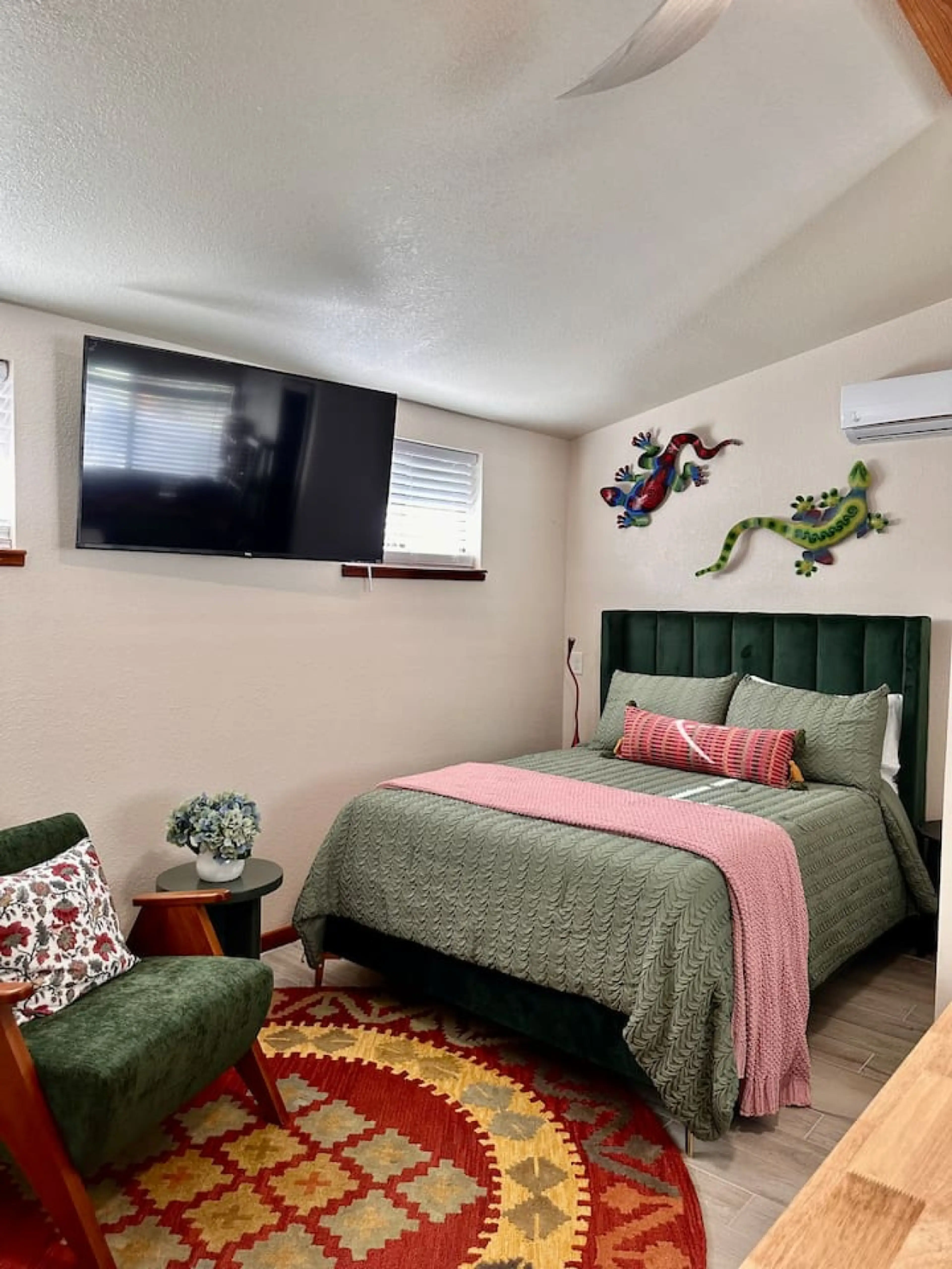 Queen Bed and TV with Seating Area