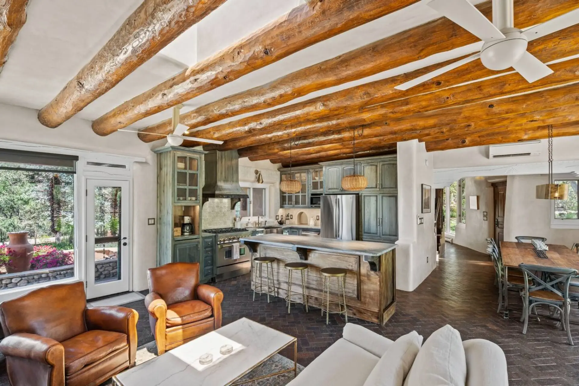 Kitchen and dining table